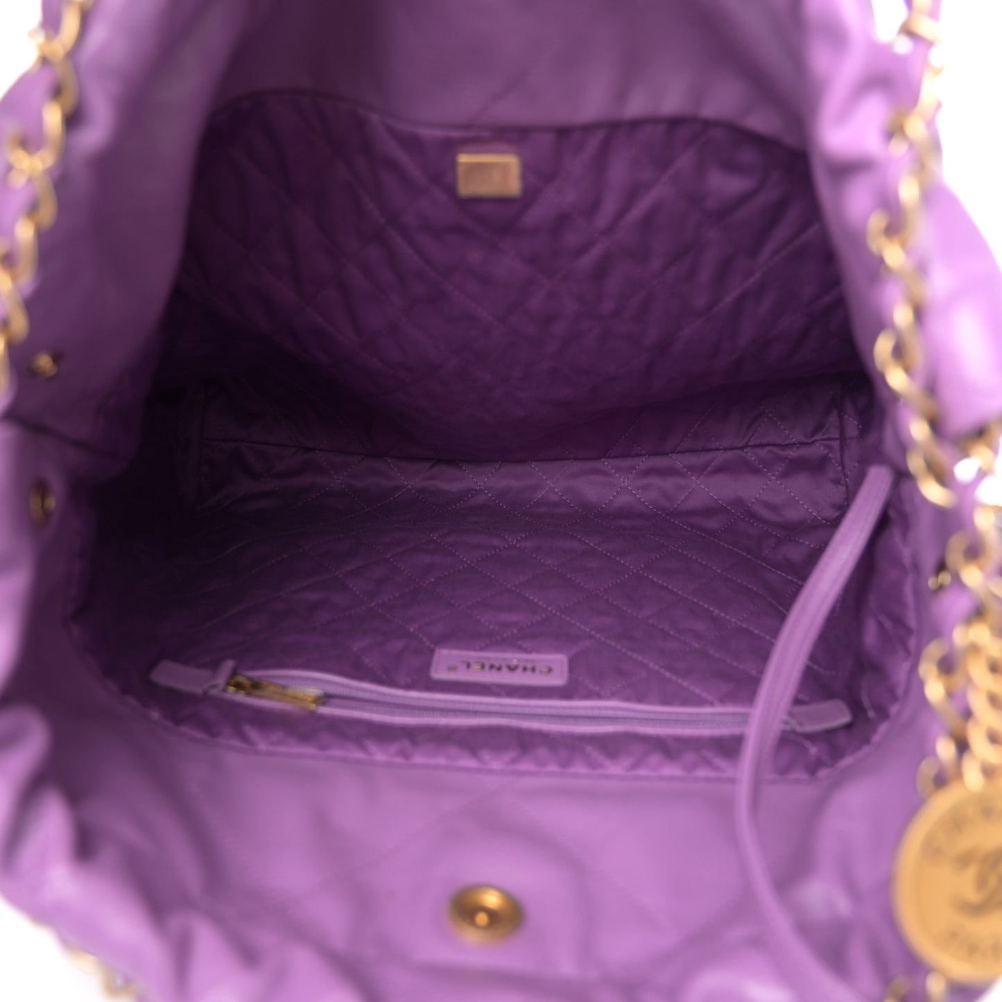 Shiny Calfskin Quilted Chanel 22 Purple