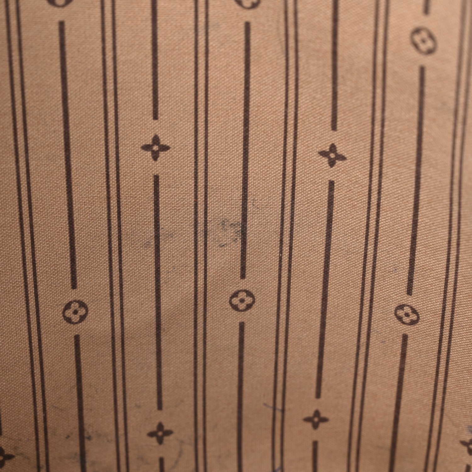 Louis Vuitton Monogram Neverfull MM 16 of 24