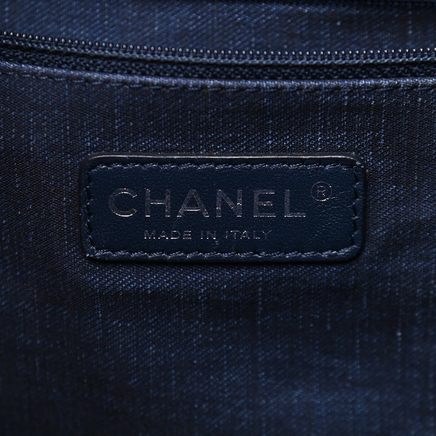 Denim Medallion Quilted Drawstring Bag Blue