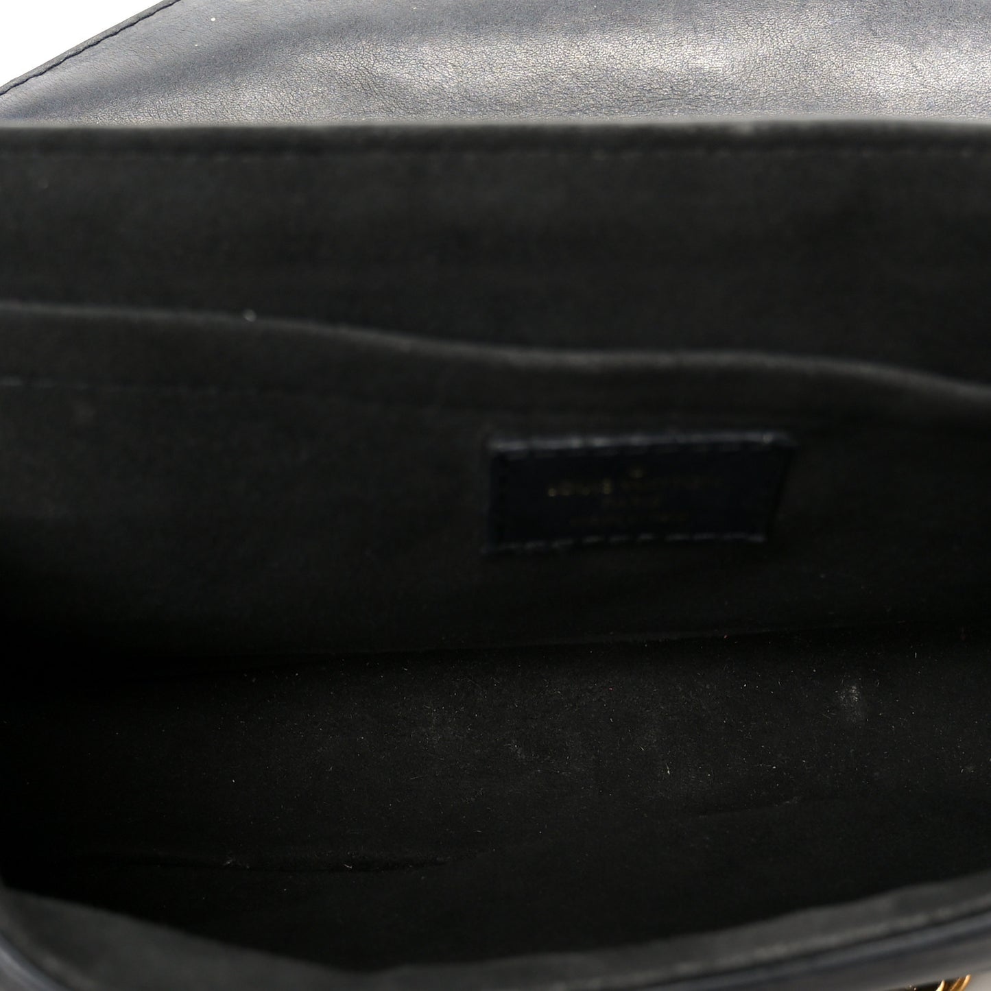 Calfskin New Wave Chain MM Black