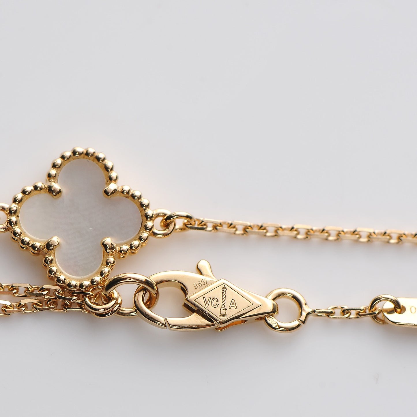 18K Yellow Gold Mother of Pearl Sweet Alhambra Bracelet