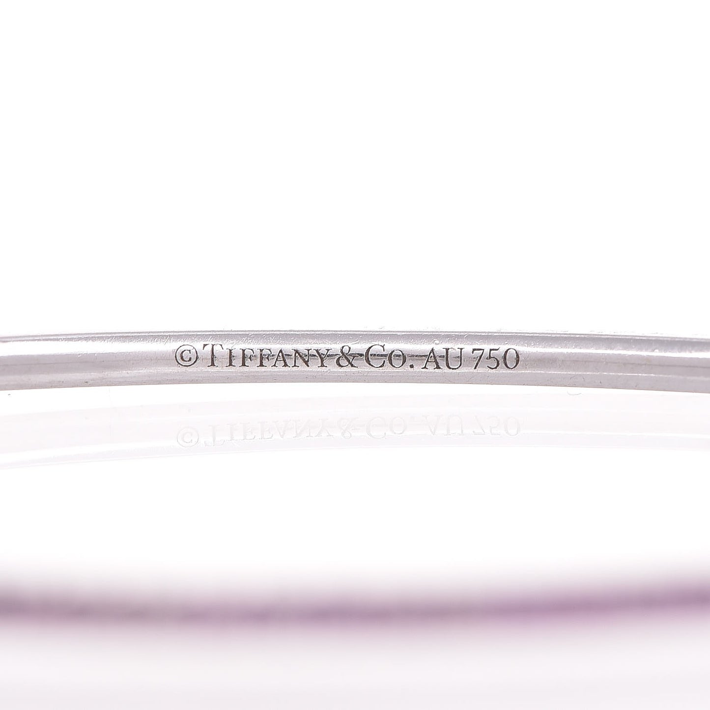 18K White Gold Pink Sapphire Metro Hinged Bangle M