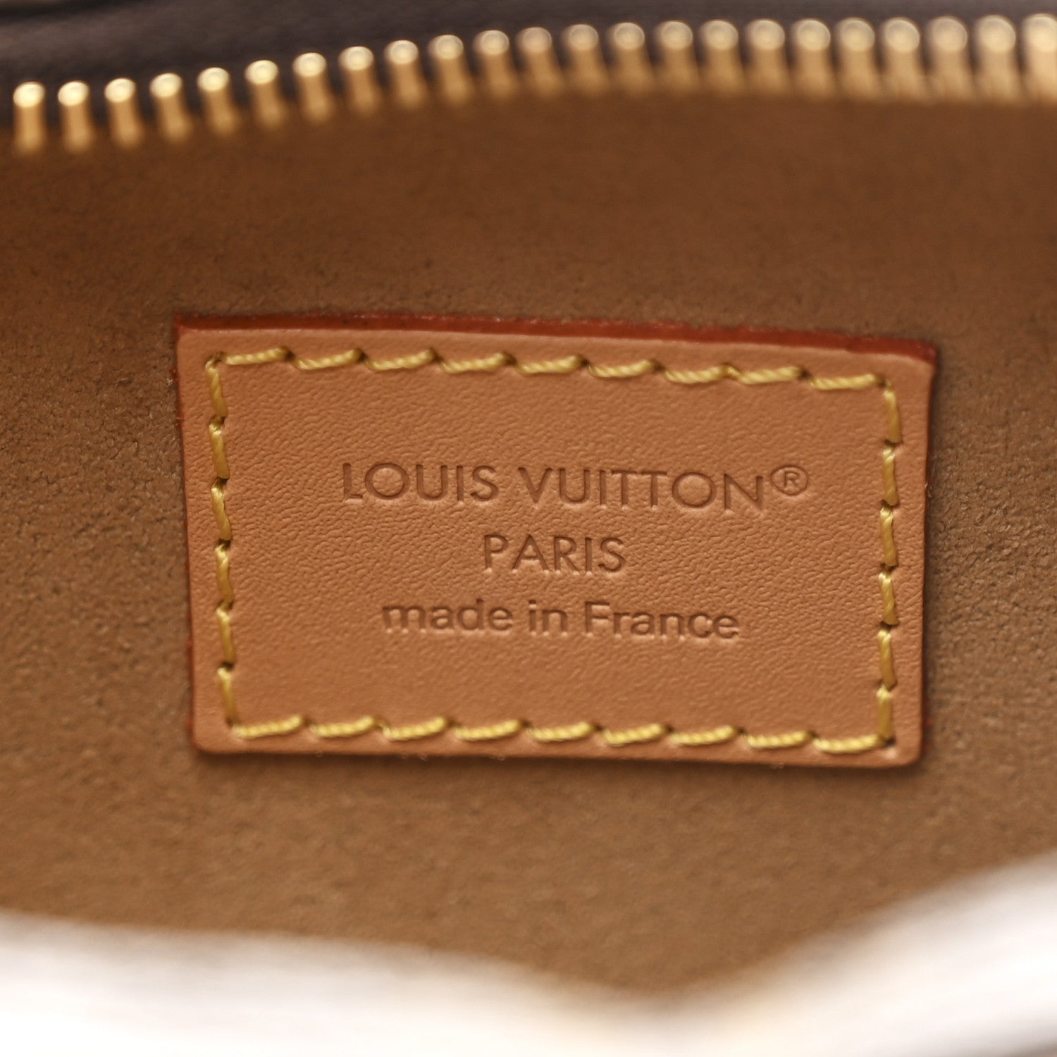 Louis Vuitton Monogram Loop 6 of 9