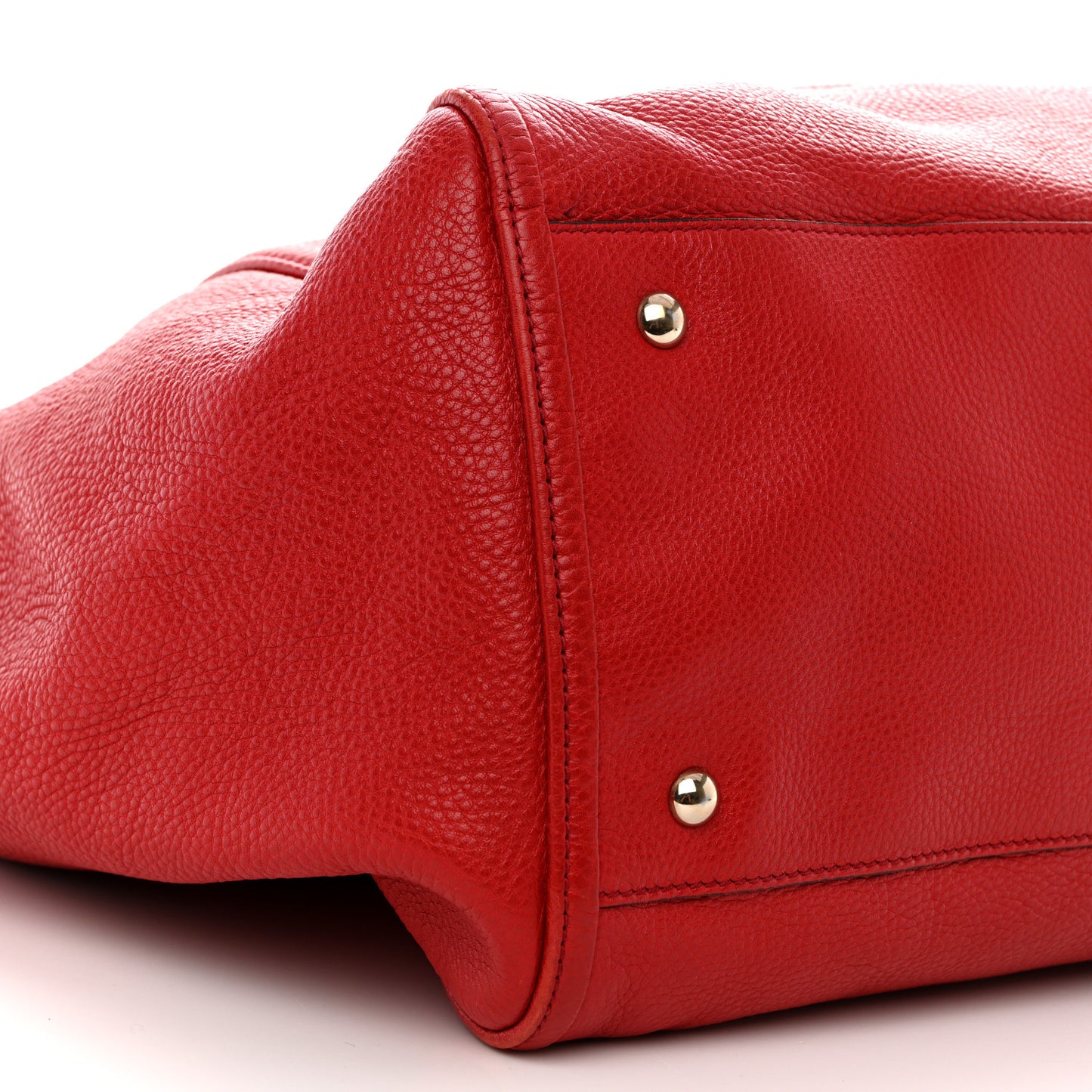 Pebbled Calfskin Large Soho Shoulder Bag Red Red