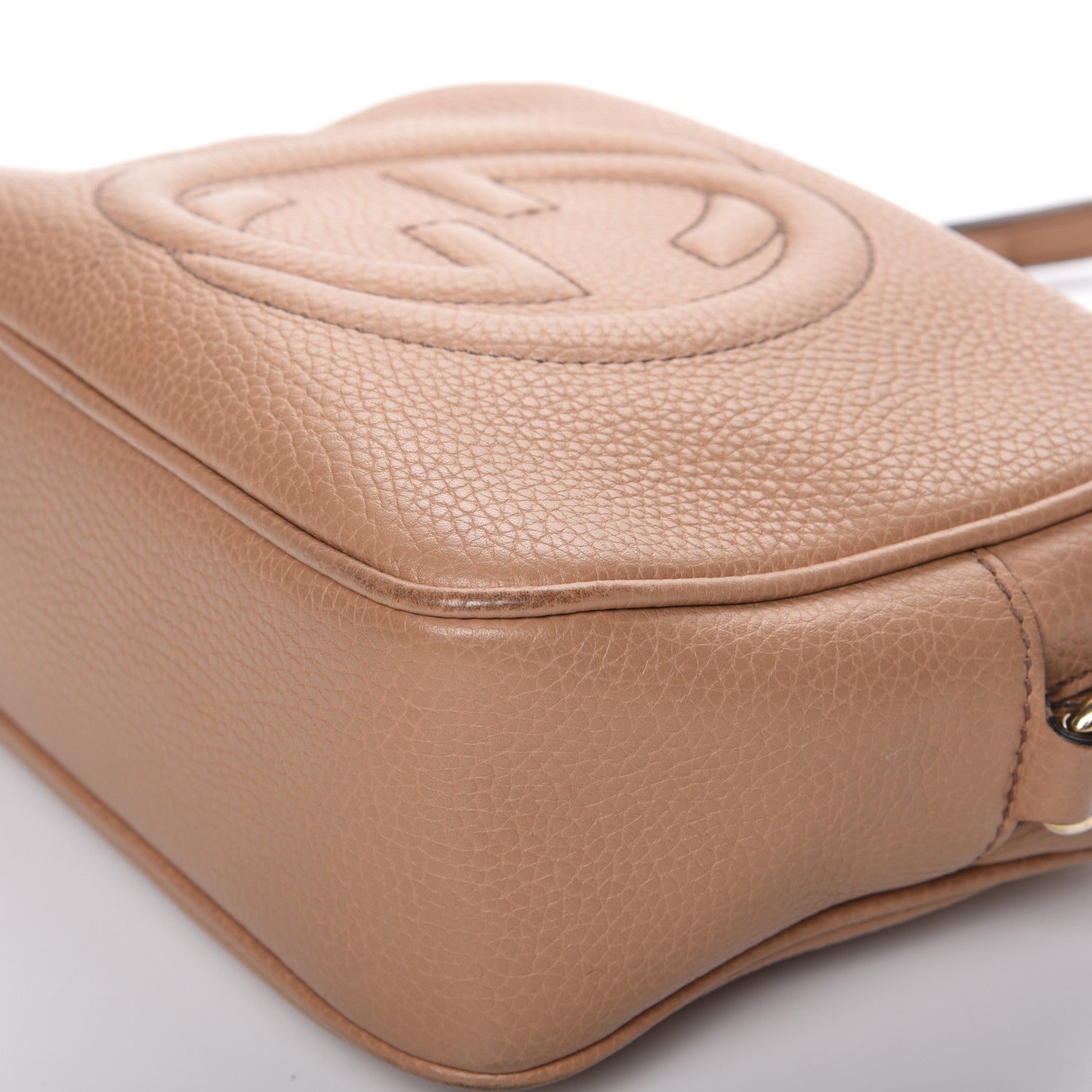 Gucci Pebbled Calfskin Small Soho Disco Bag Camelia 9 of 11