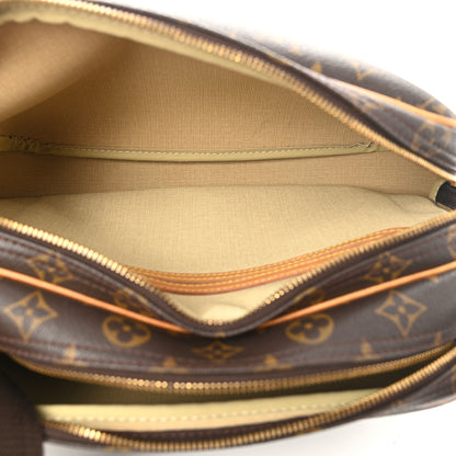 Louis Vuitton Monogram Reporter PM 5 of 13