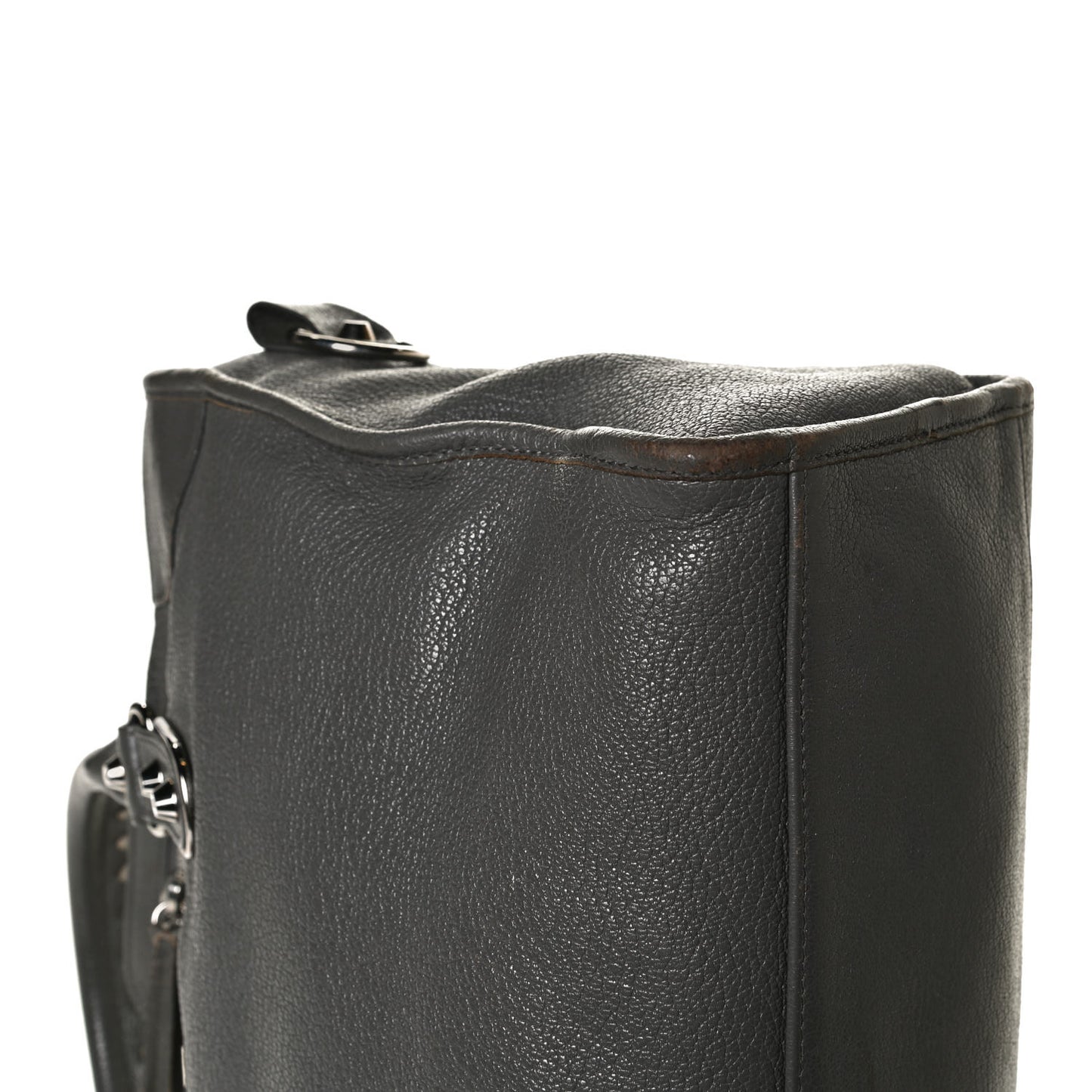 Chevre Silver Metallic Edge Hardware City Gris Acier