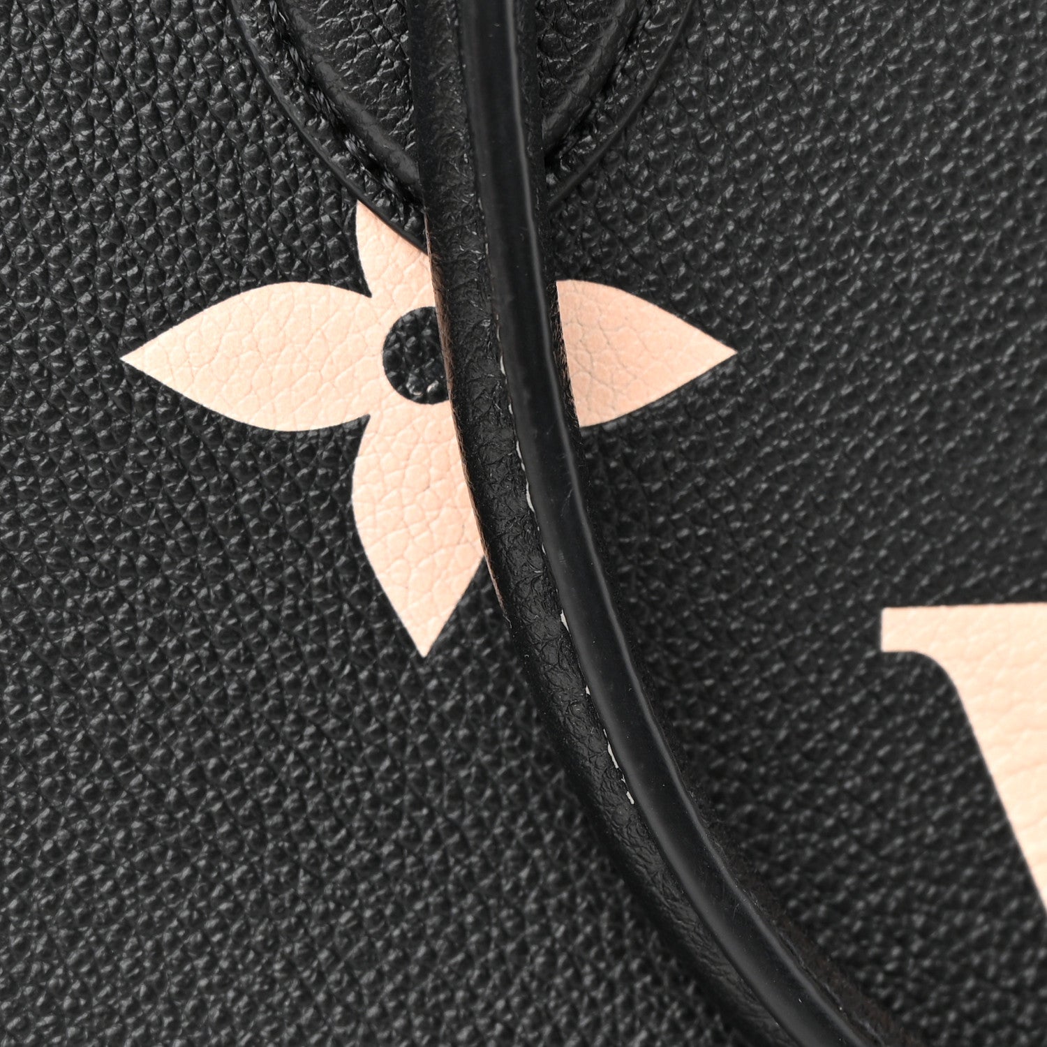 Louis Vuitton Empreinte Monogram Giant Onthego MM Black Beige 11 of 12