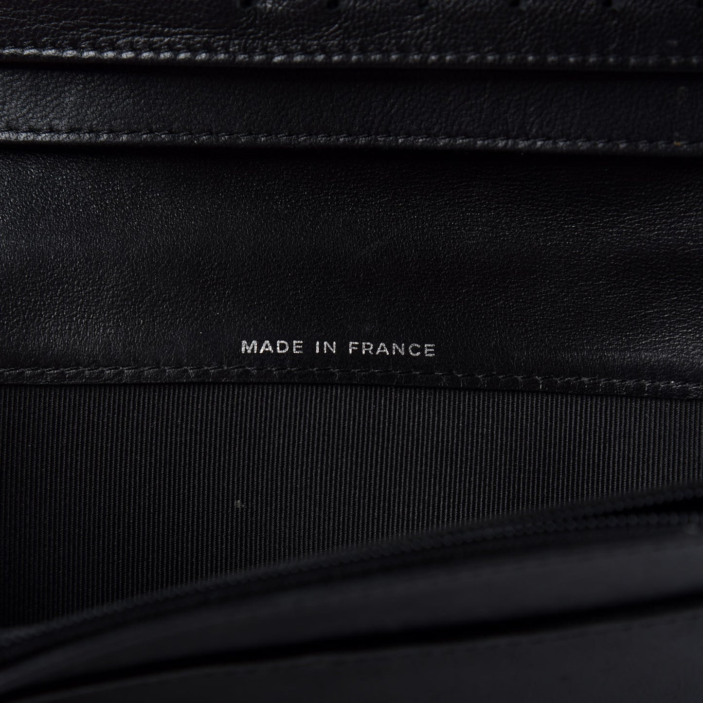 Lambskin Quilted Yen Wallet Black
