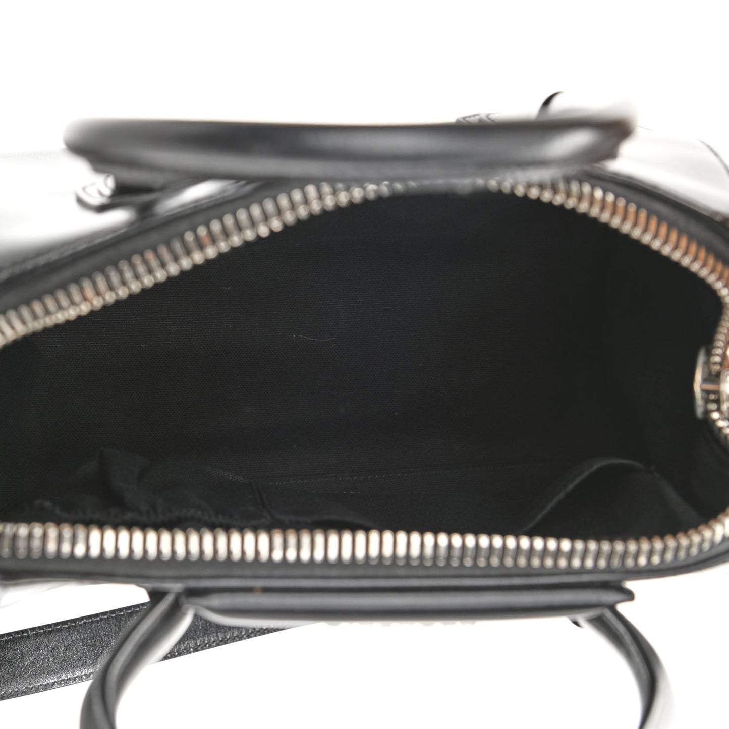 Shiny Lord Calfskin Small Antigona Black