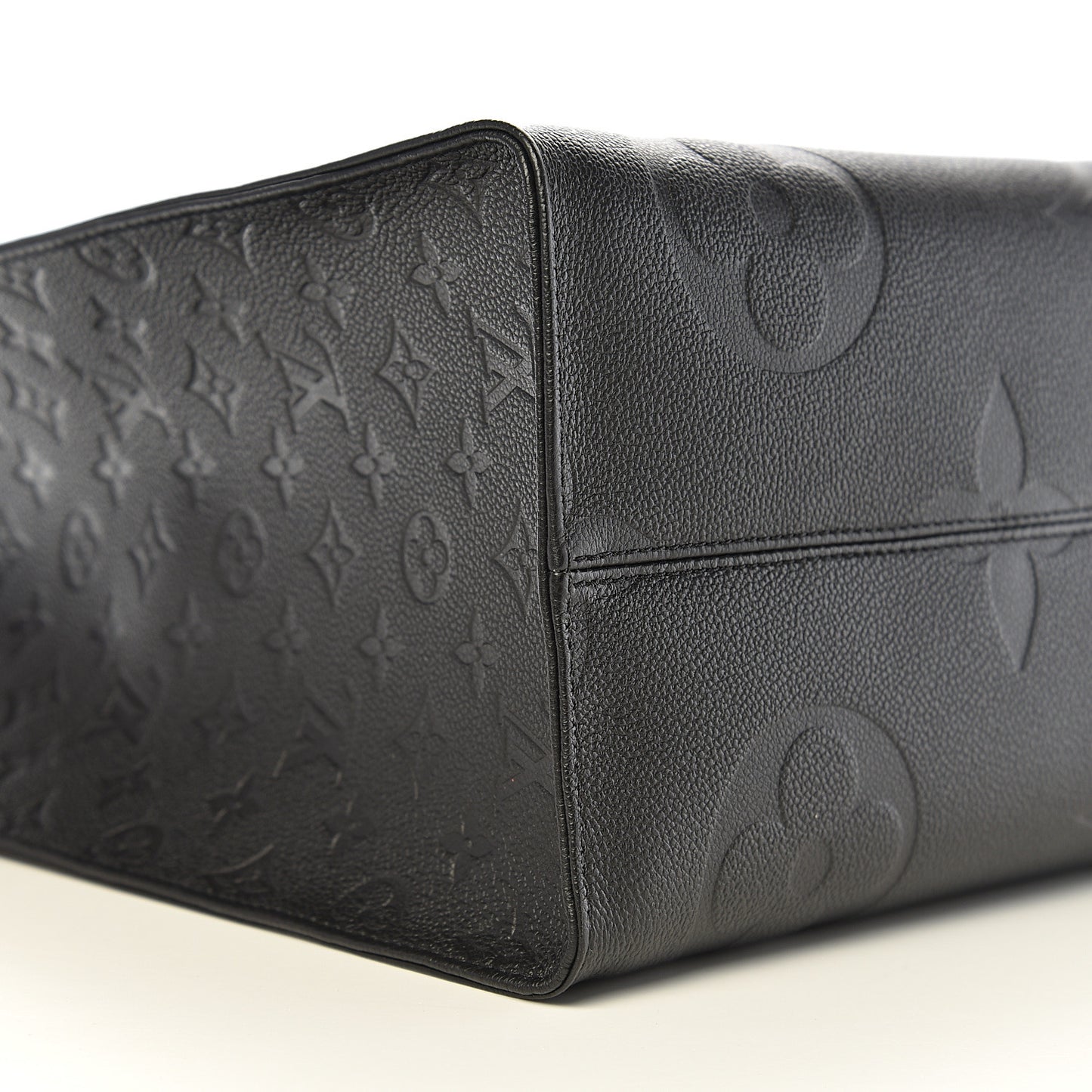 Empreinte Monogram Giant Onthego GM Black