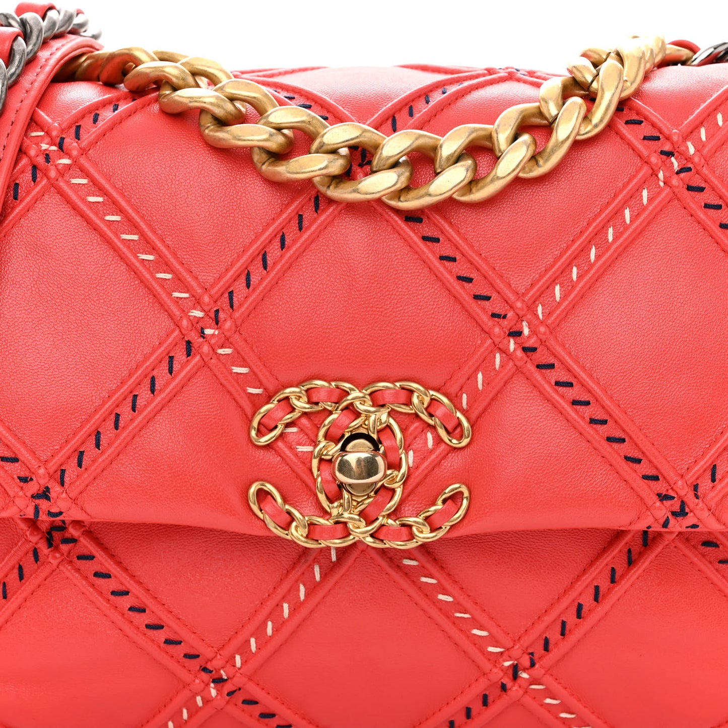 Lambskin Mixed Fibers Quilted Medium Chanel 19 Flap Coral