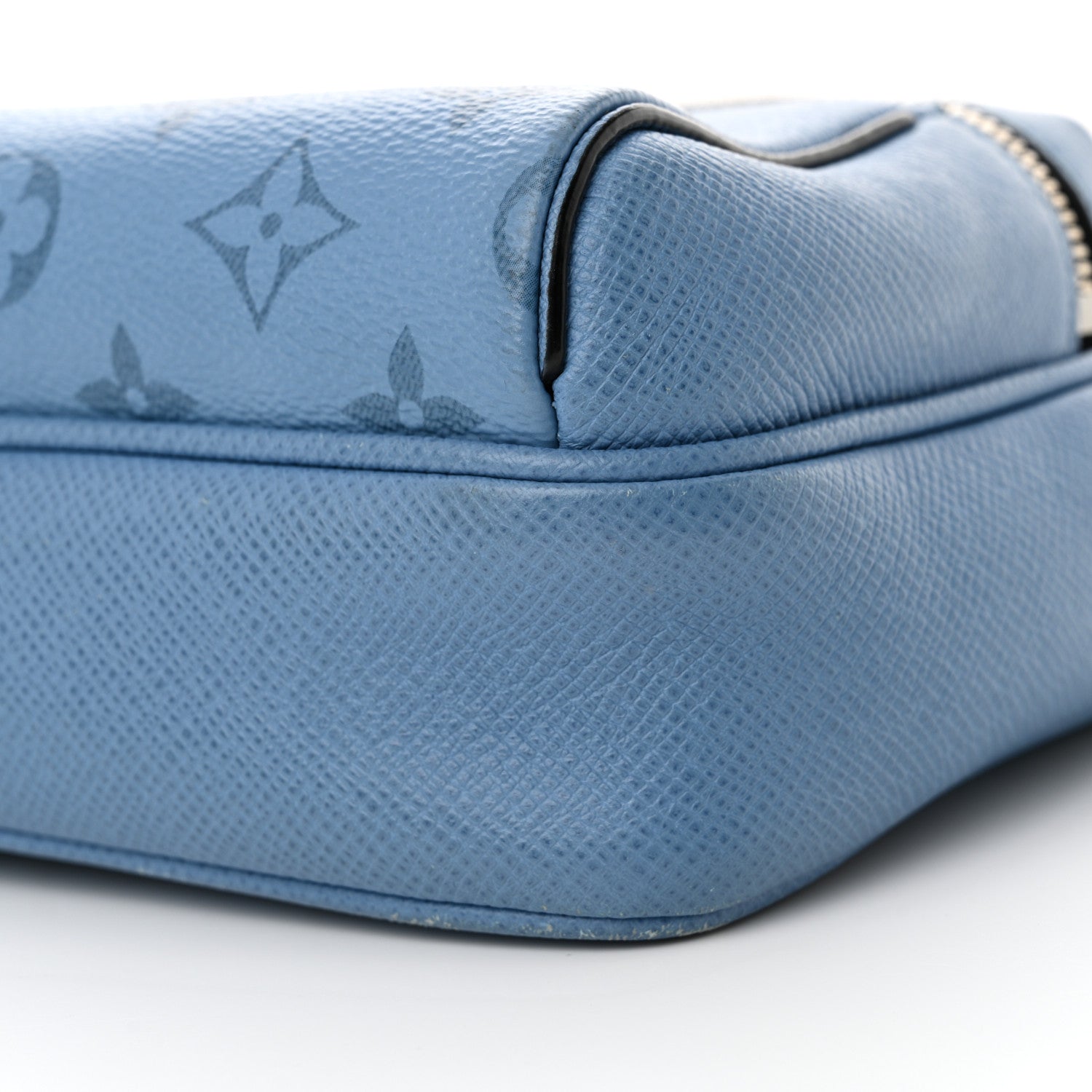 Louis Vuitton Taigarama Outdoor Messenger Denim 10 of 11