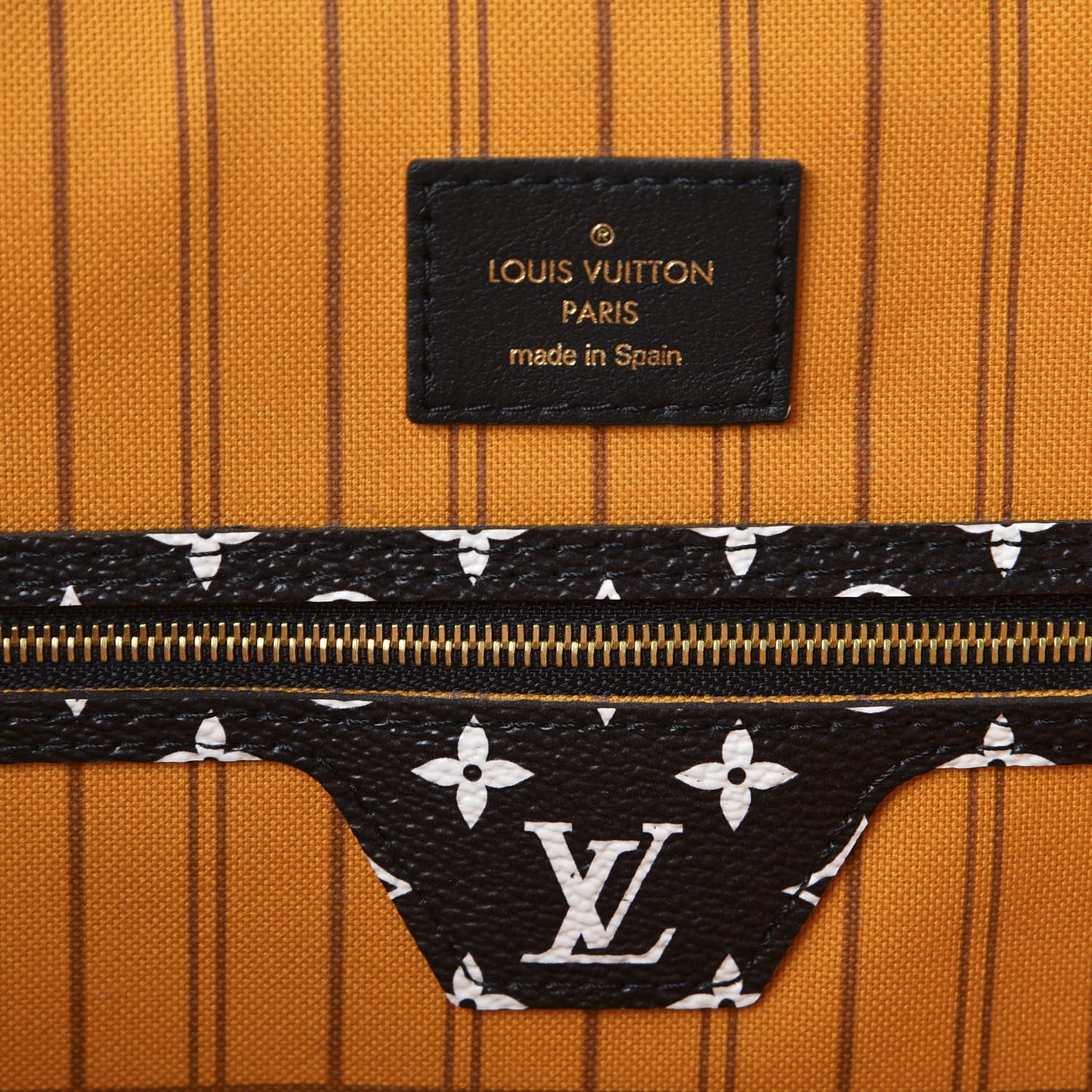 Monogram Giant Jungle Neverfull MM Black