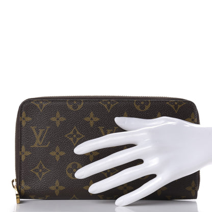 Louis Vuitton Monogram Zippy Organizer Wallet 2 of 8