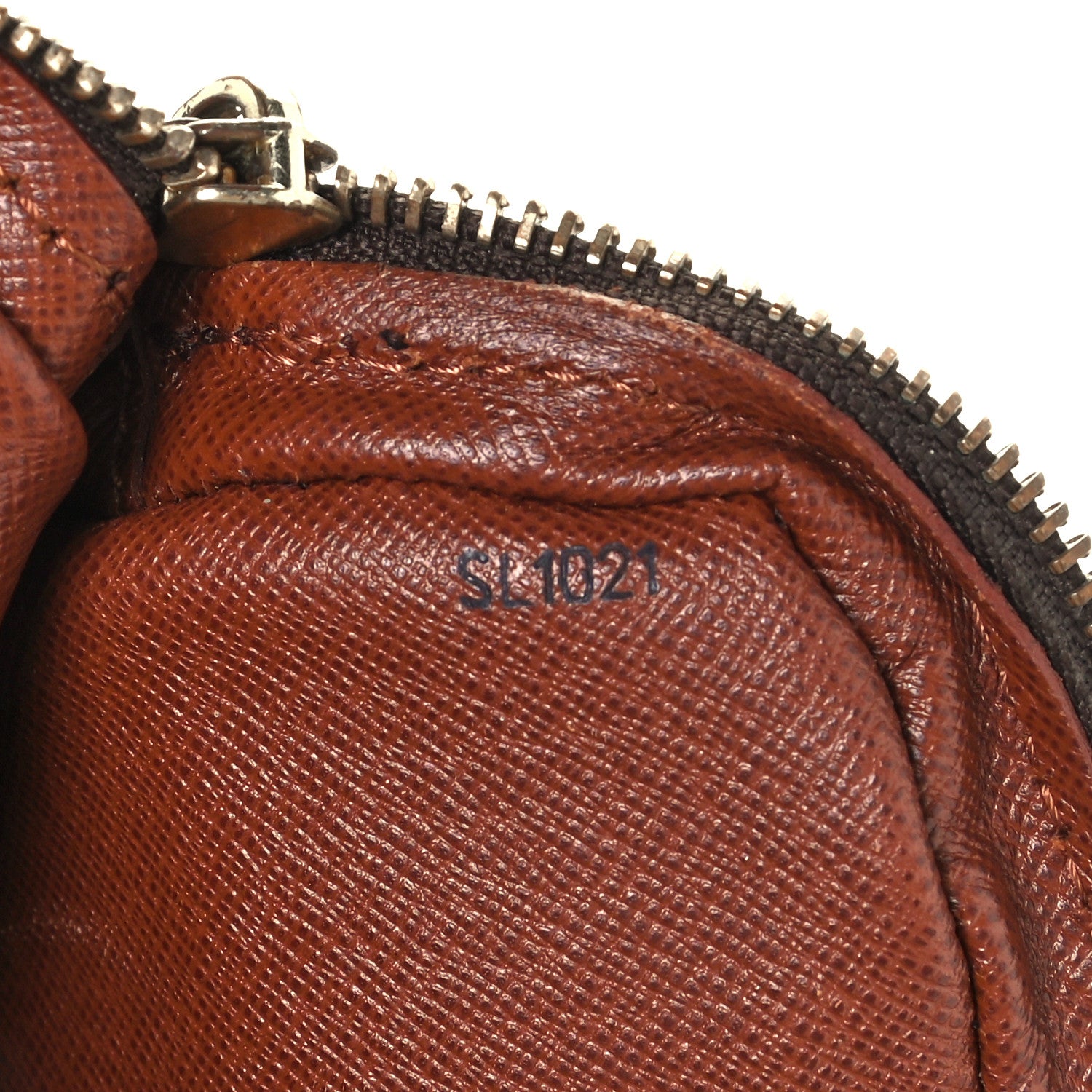 Louis Vuitton Monogram Pochette Marly Bandouliere 7 of 13