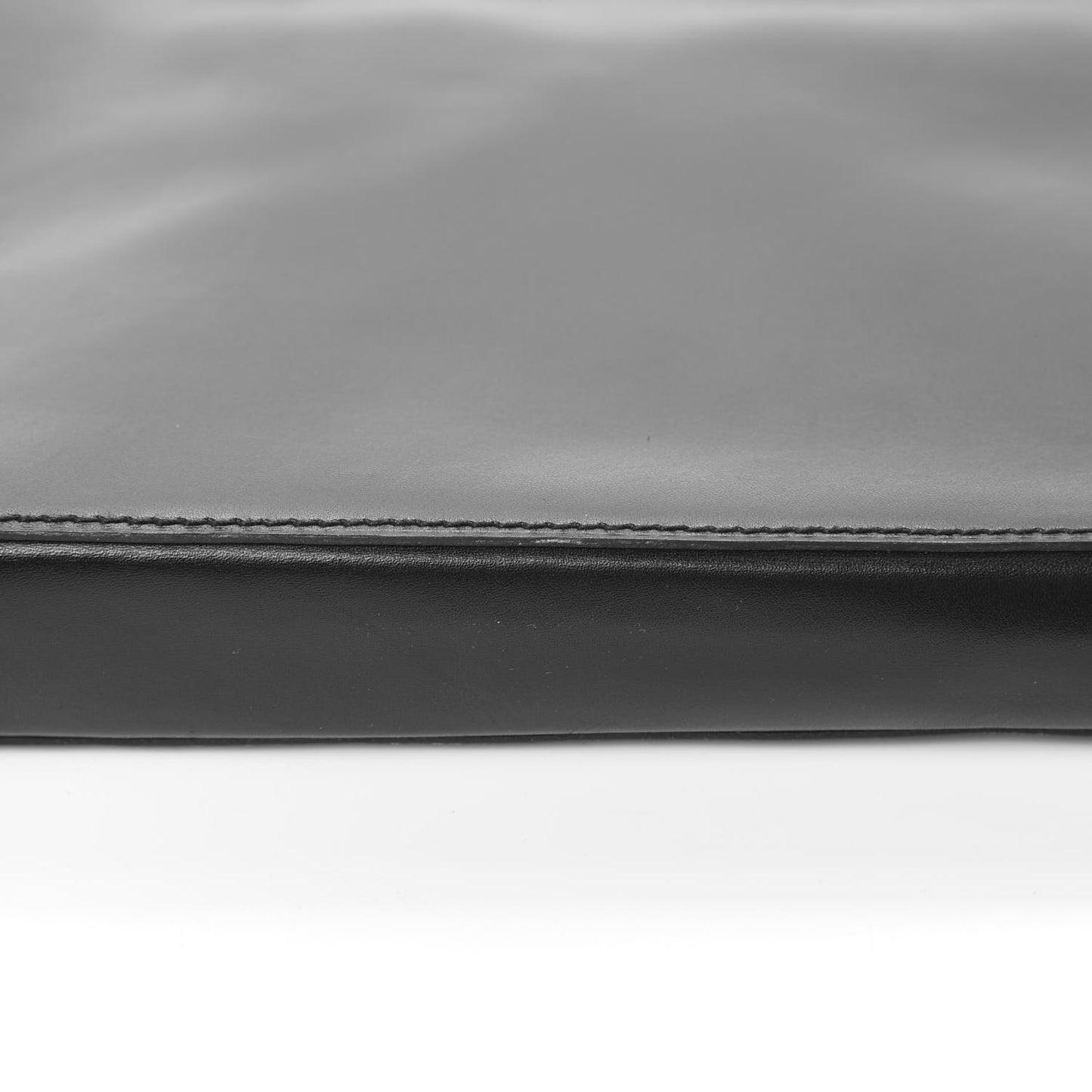 Chamonix Ovni Pochette Black