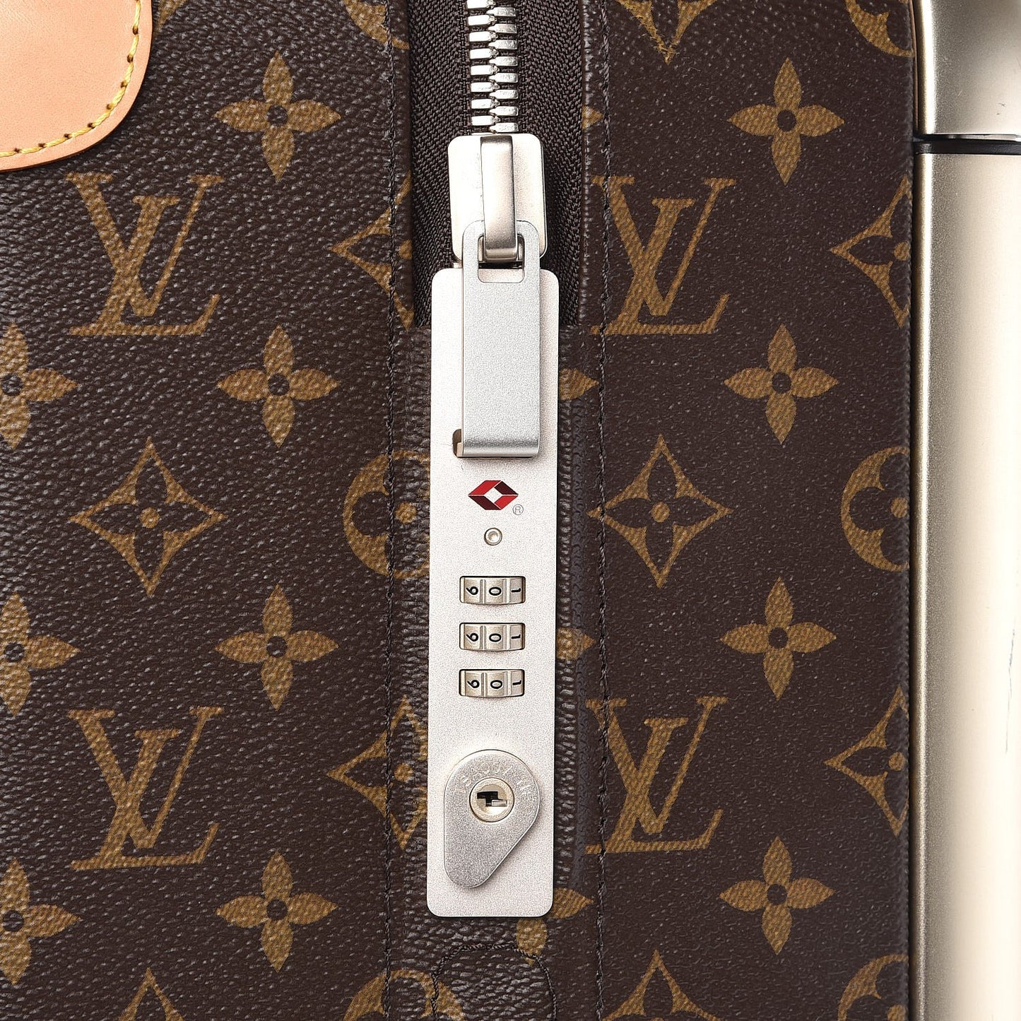 Monogram Horizon 50