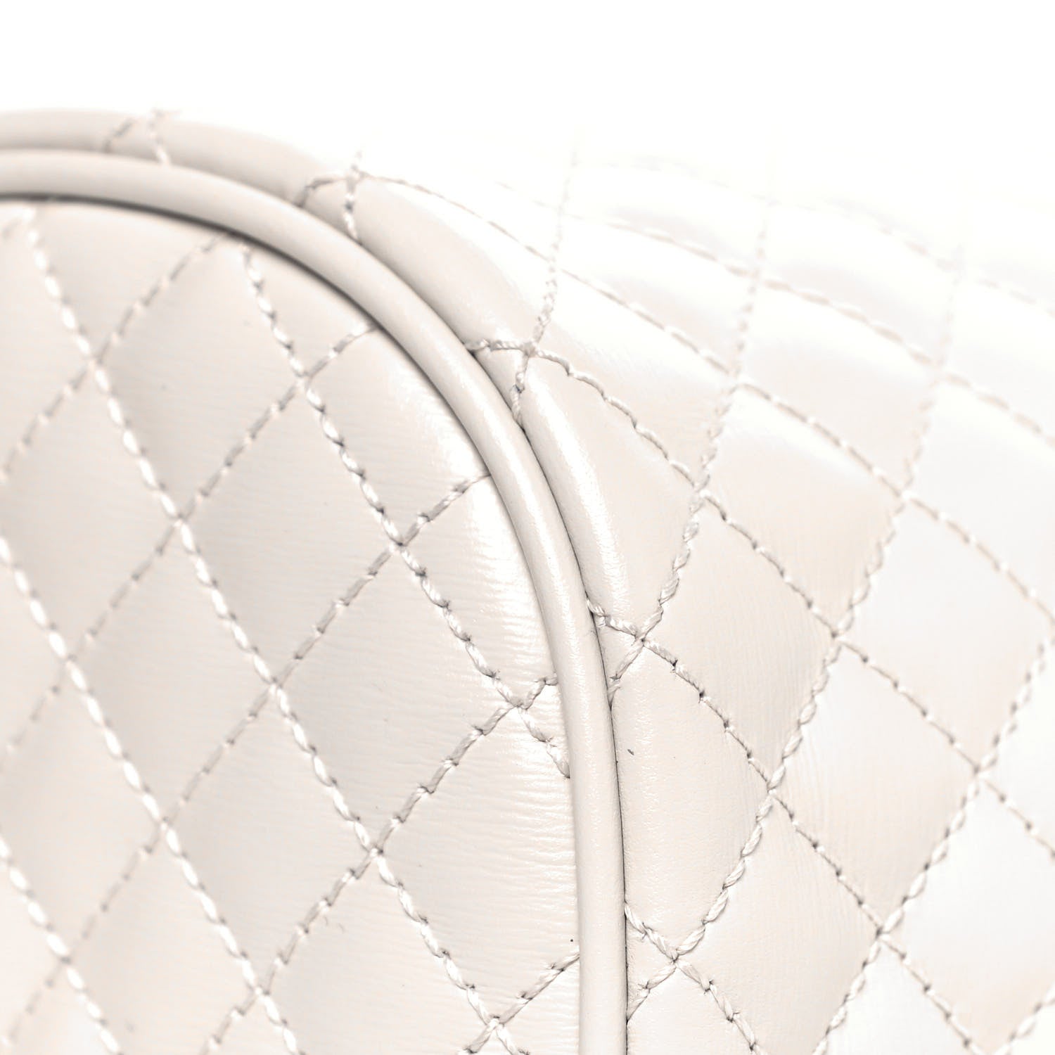 Gucci Calfskin Trapuntata Zumi Belt Bag Off White 10 of 13