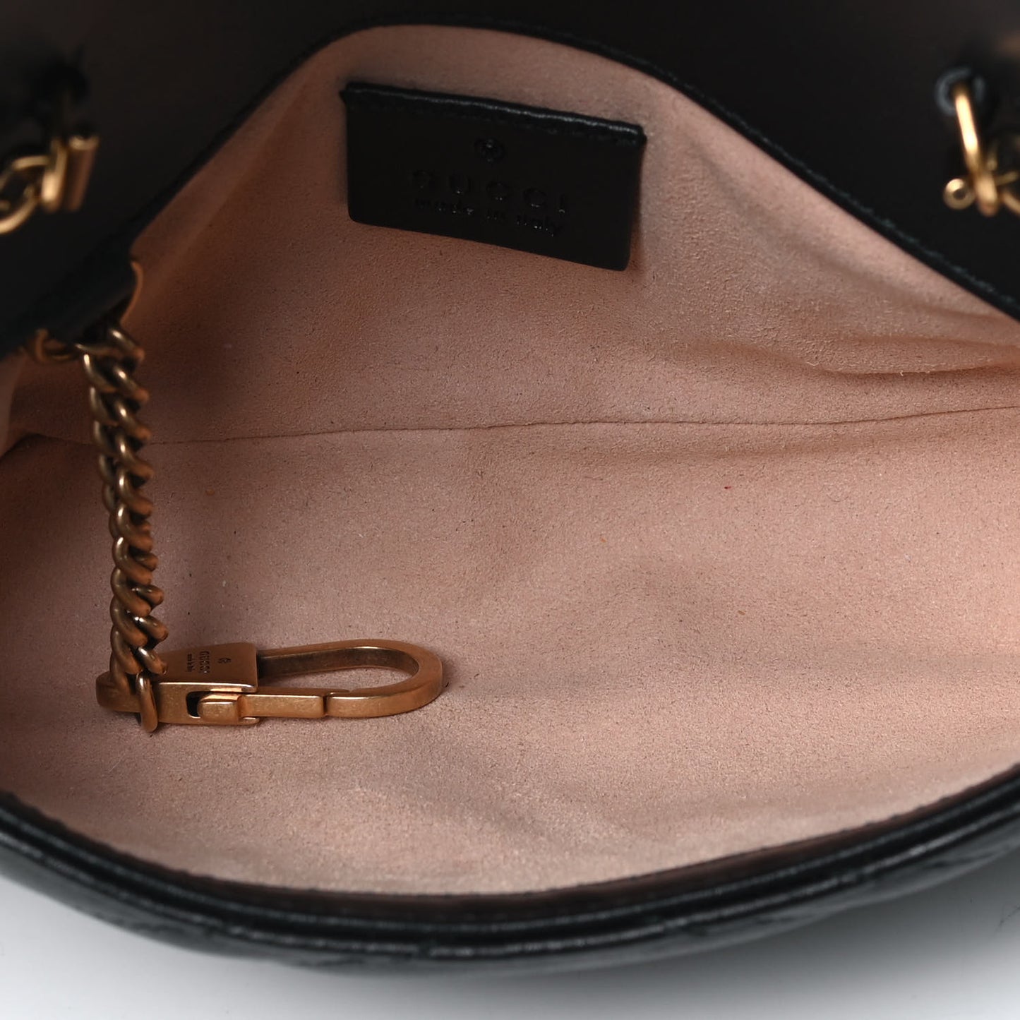 Calfskin Matelasse Super Mini GG Marmont Shoulder Bag Black