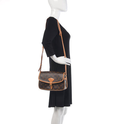 Louis Vuitton Monogram Sologne 2 of 13