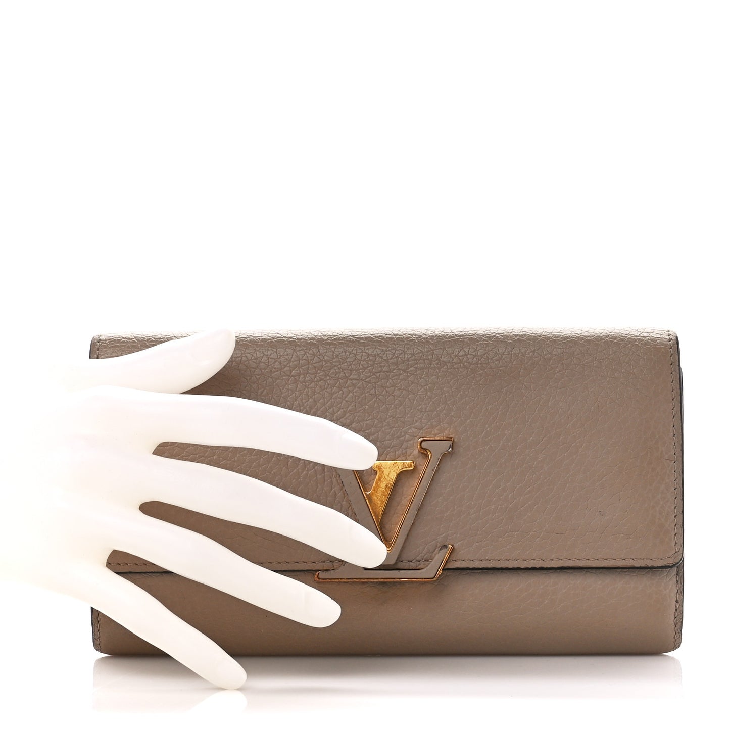 Taurillon Capucines Wallet Galet