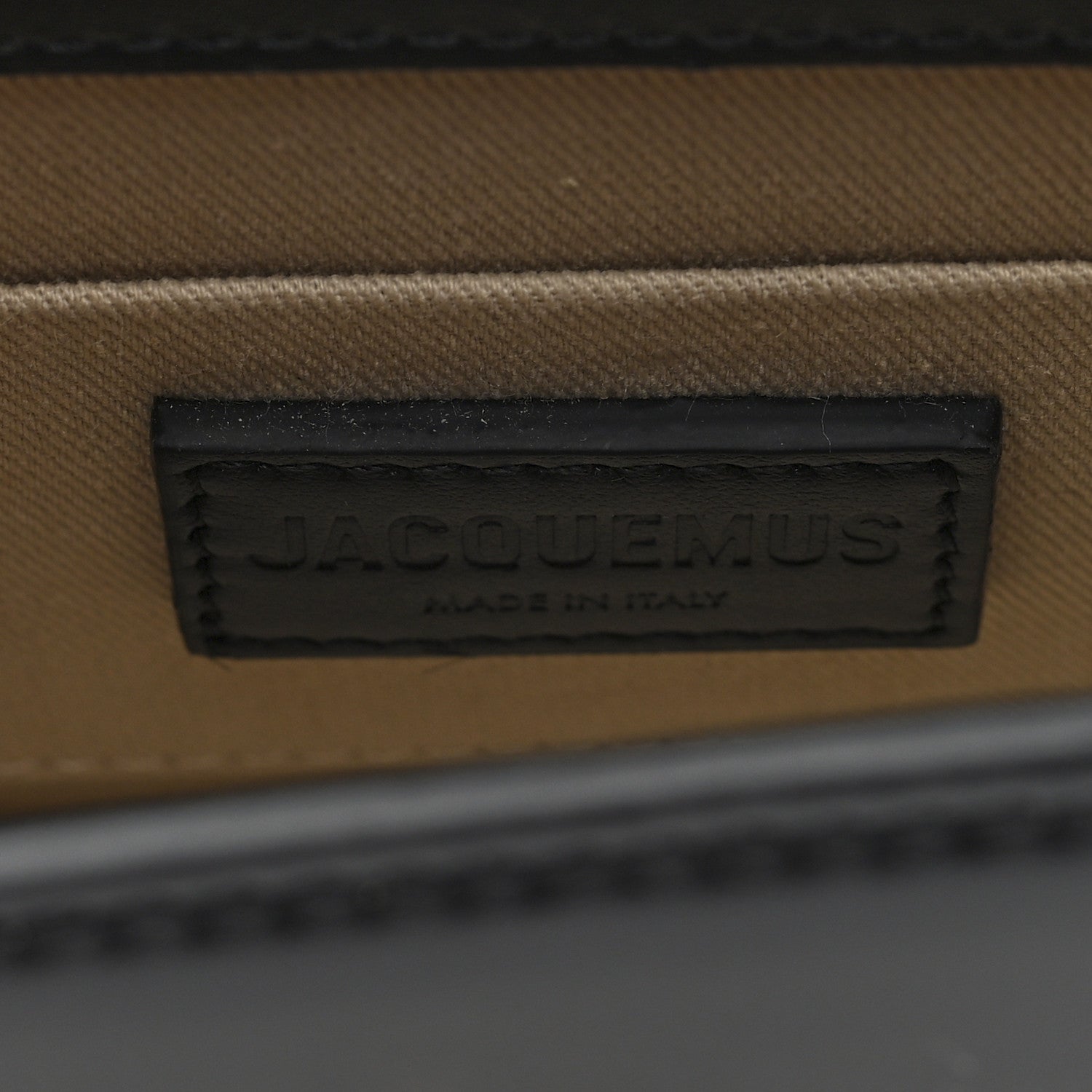 Jacquemus Smooth Calfskin Le Chiquito Moyen Black 6 of 9