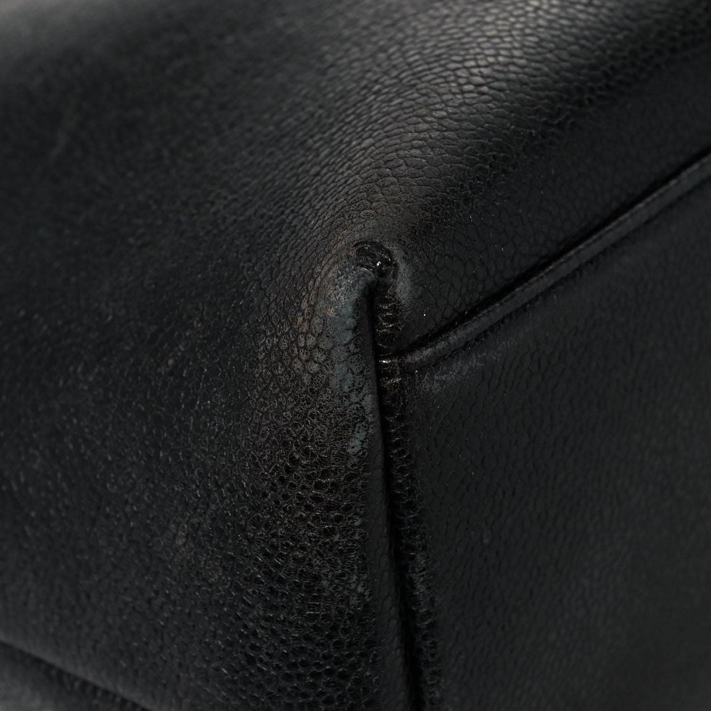 Caviar Large CC Shoulder Bag Black