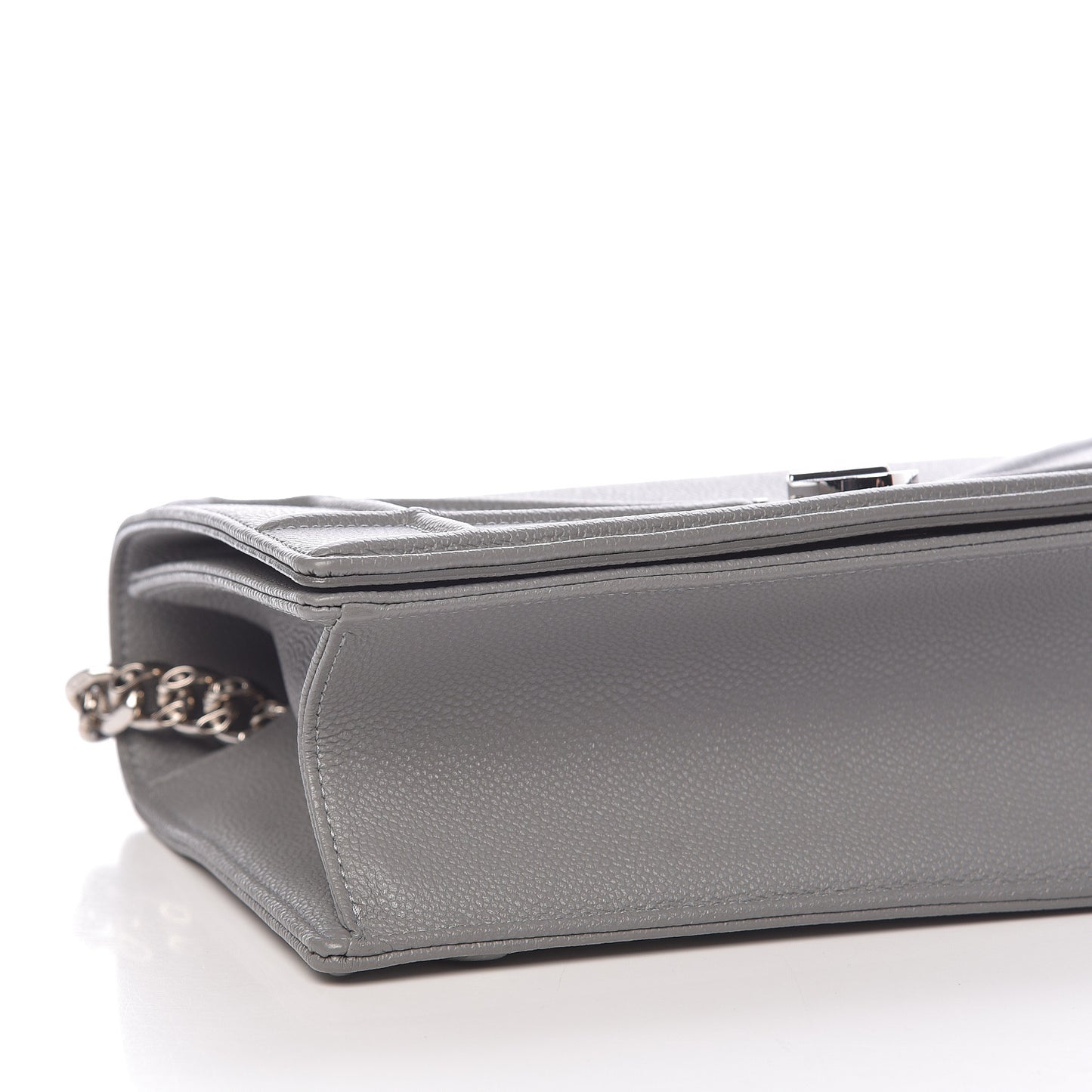Grained Calfskin Medium Diorama Flap Bag Gris