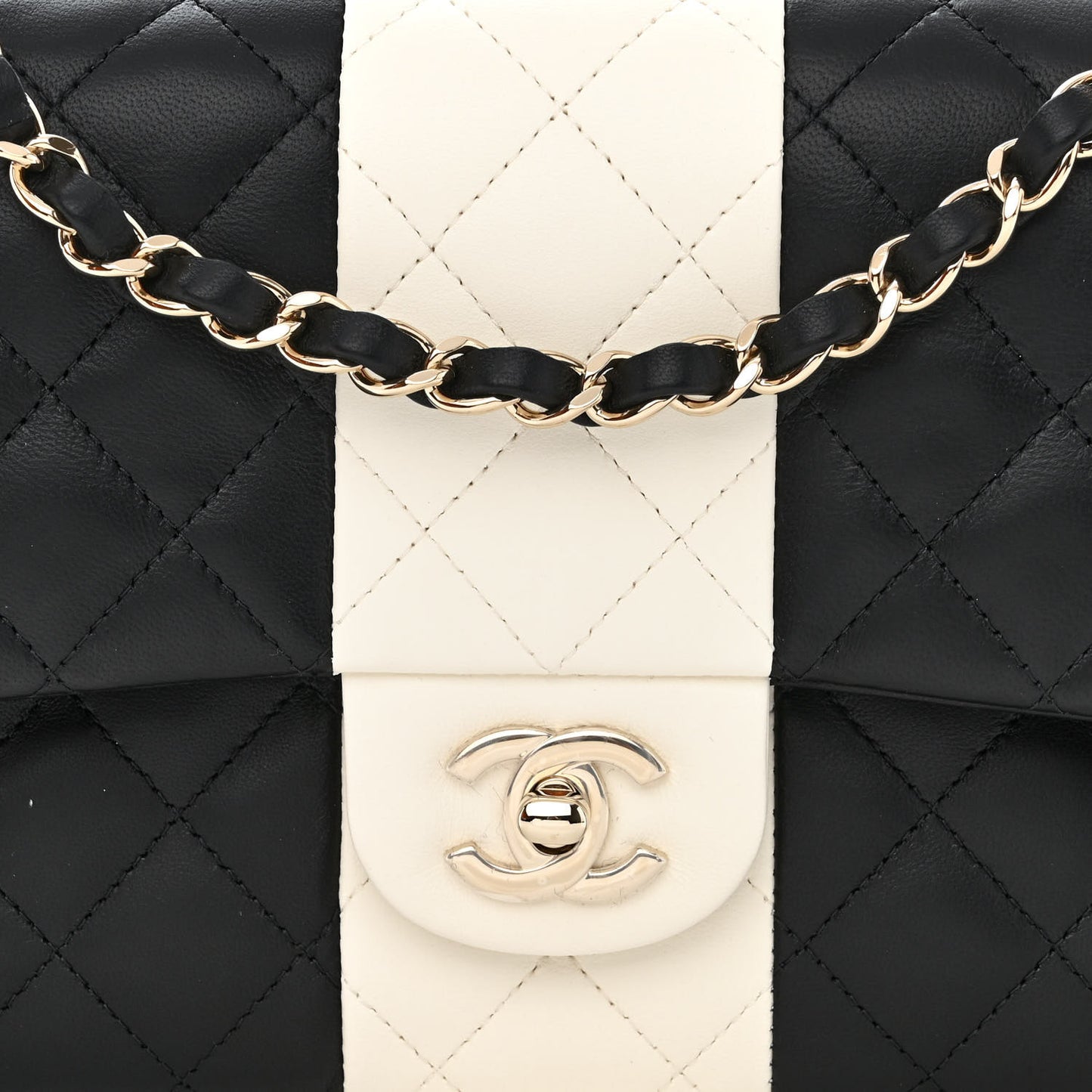 Lambskin Quilted Medium Double Flap Black White