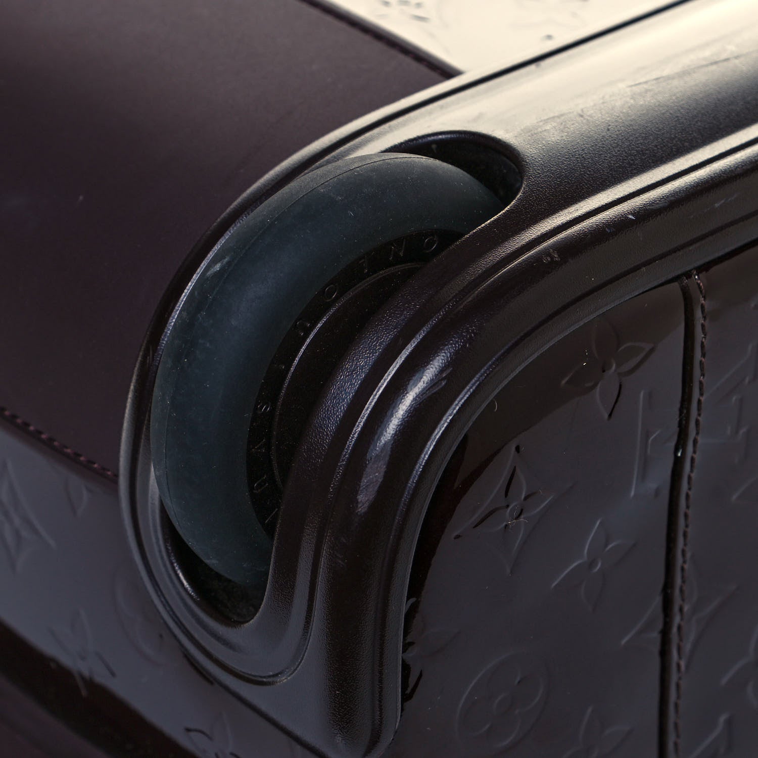 Louis Vuitton Vernis Pegase 45 Rolling Luggage Amarante 14 of 19