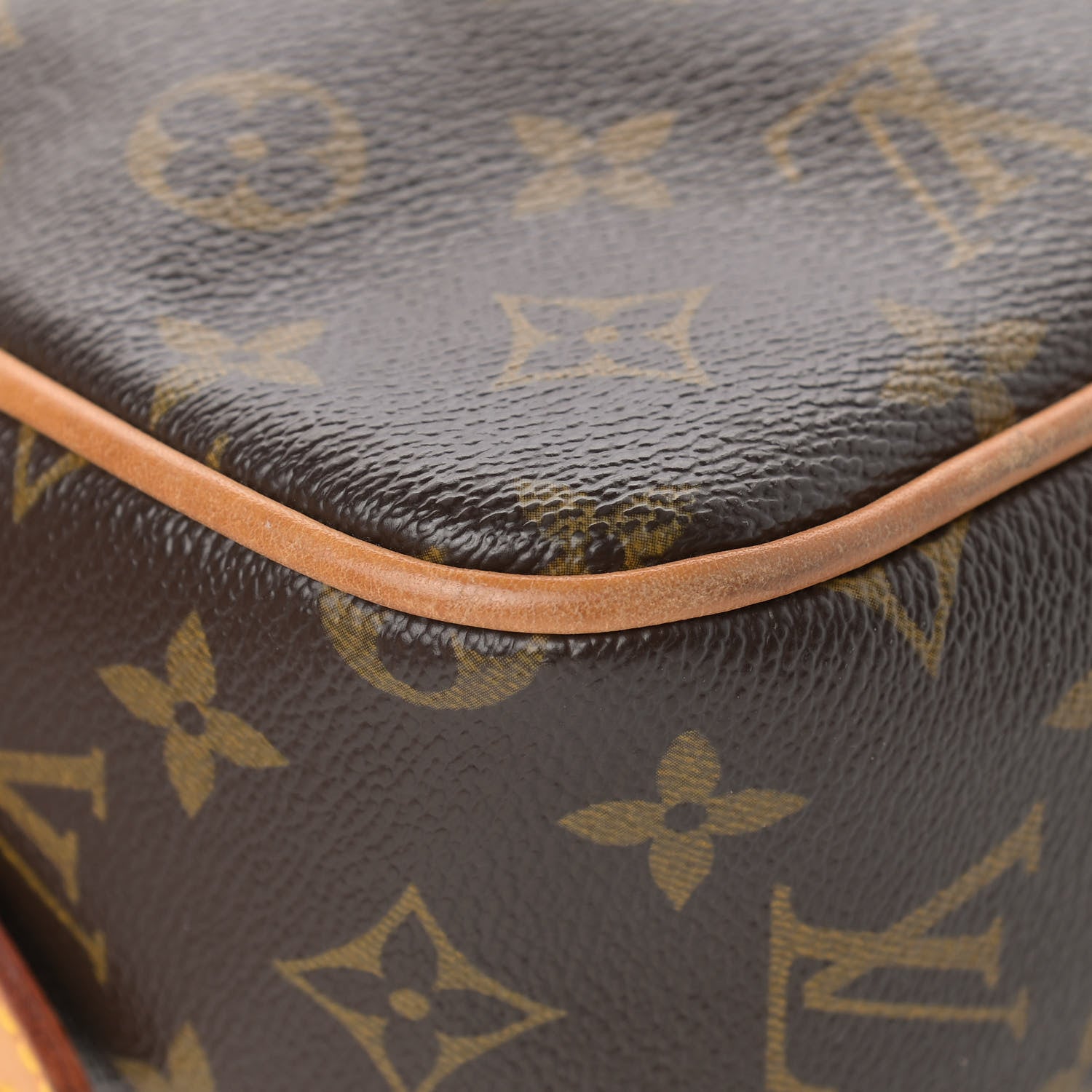 Louis Vuitton Monogram Hudson PM 10 of 19