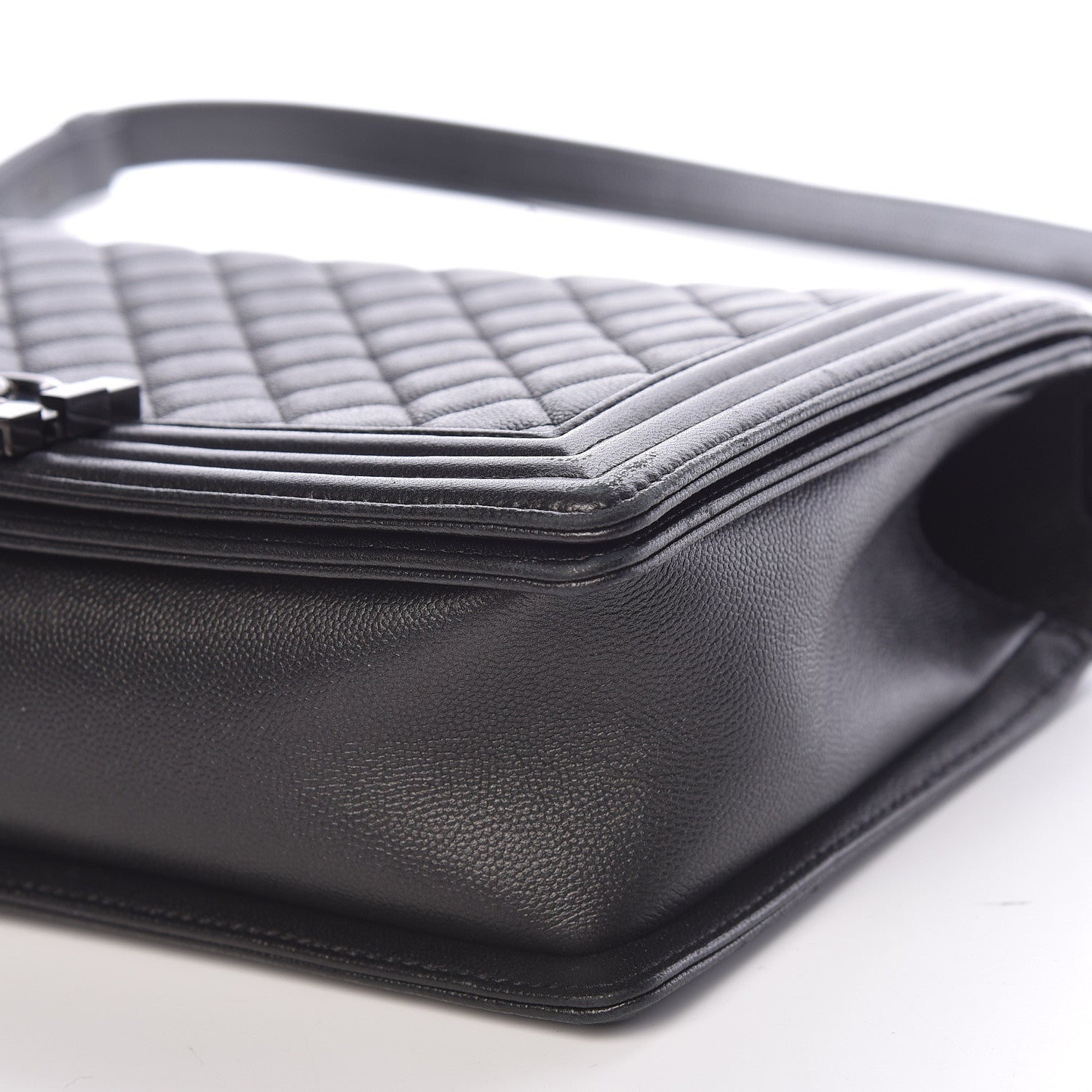 Chanel Caviar Quilted New Medium Boy Flap So Black 16 of 17
