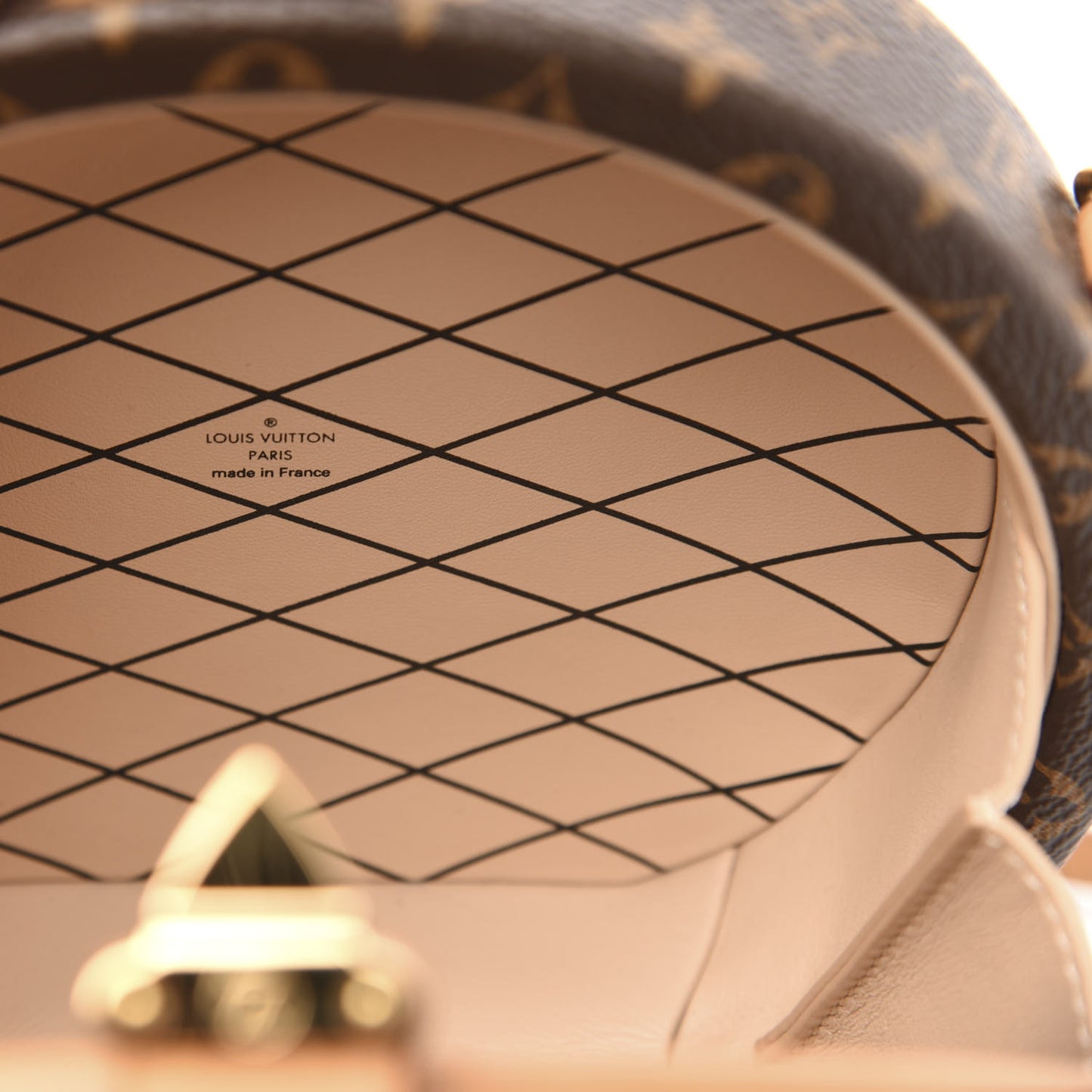 Monogram Petite Boite Chapeau