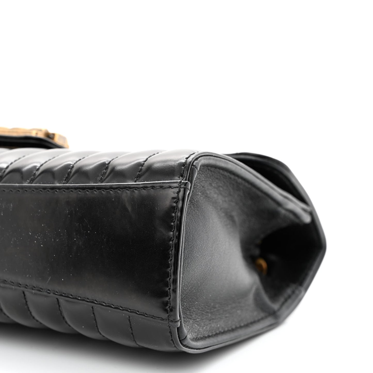 Patent Vertical Quilt Maharaja Express Flap Black