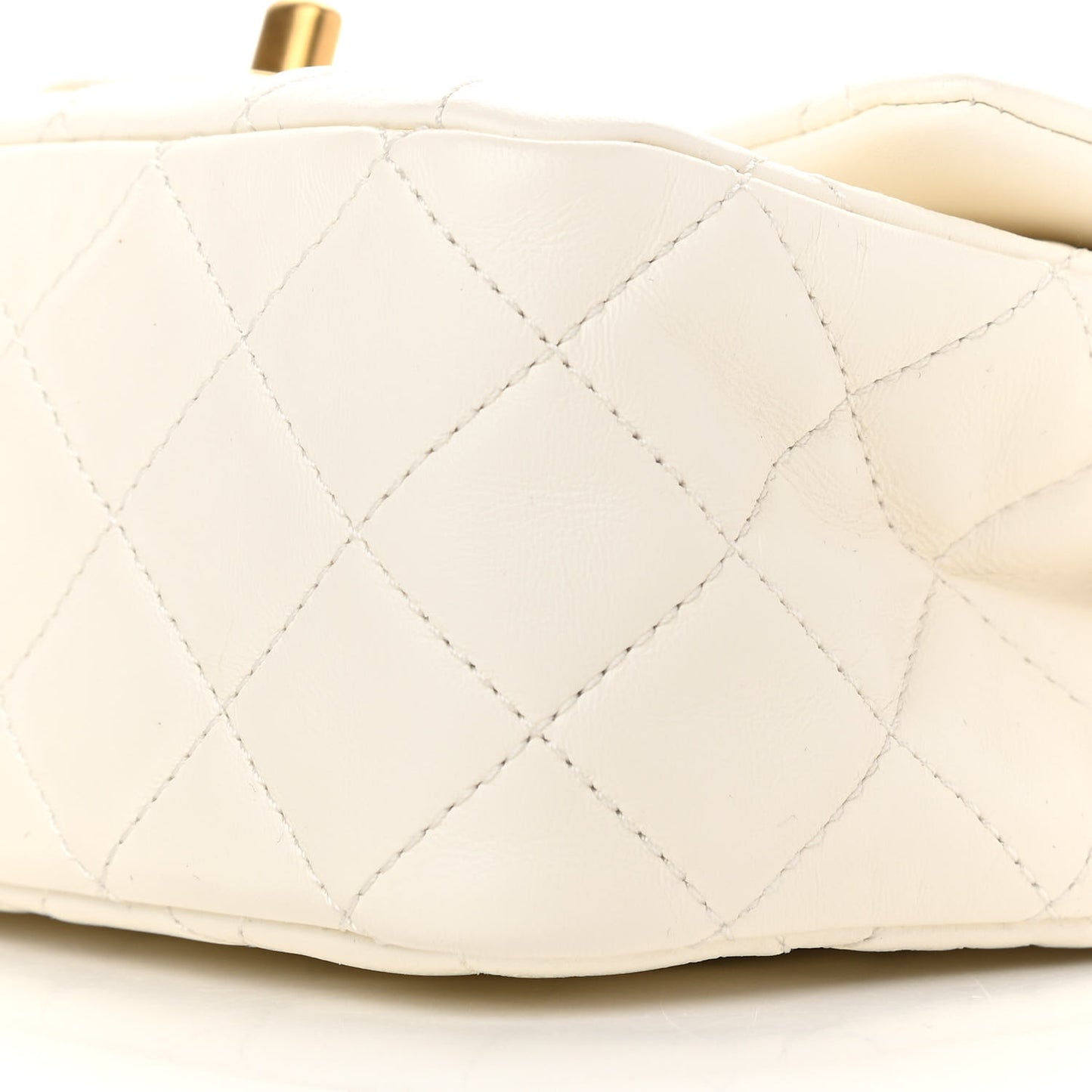 Lambskin Quilted Mini Pearl Crush Flap White