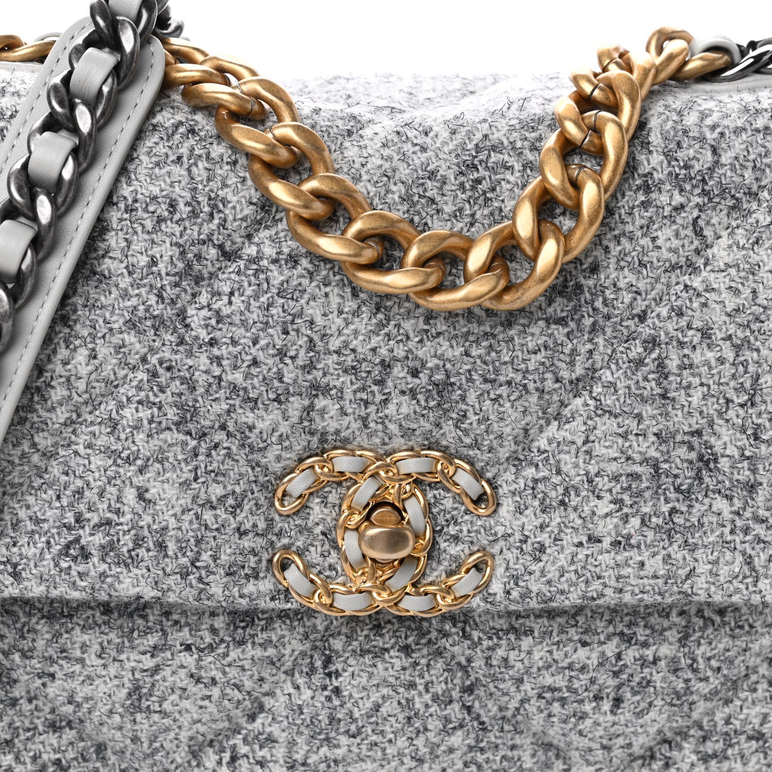 Chanel Tweed Quilted Medium Chanel 19 Flap Grey Ecru 10 of 10