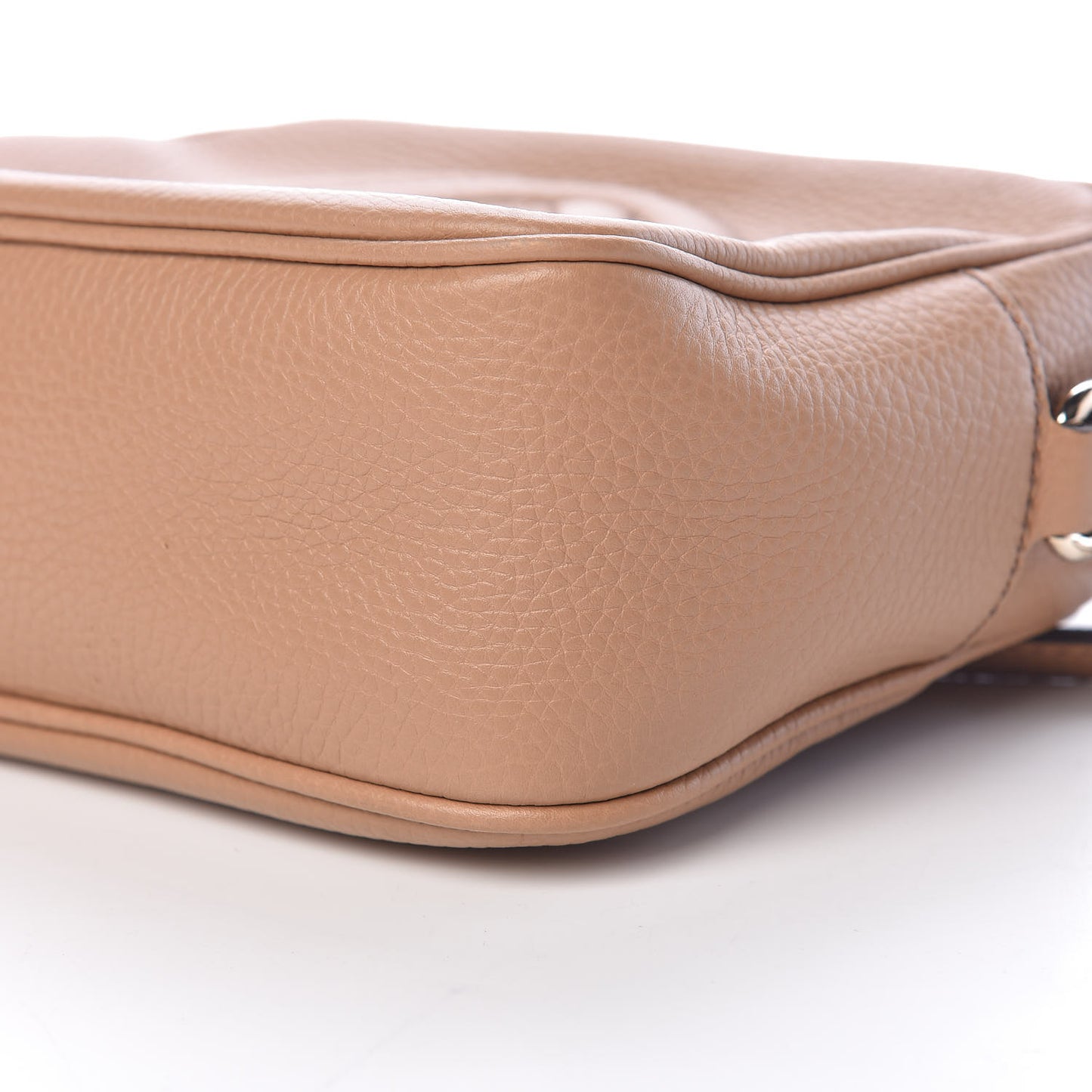 Pebbled Calfskin Small Soho Disco Bag Camelia