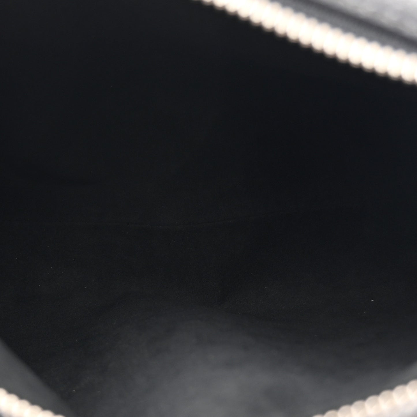 Calfskin Side Trunk MM Black