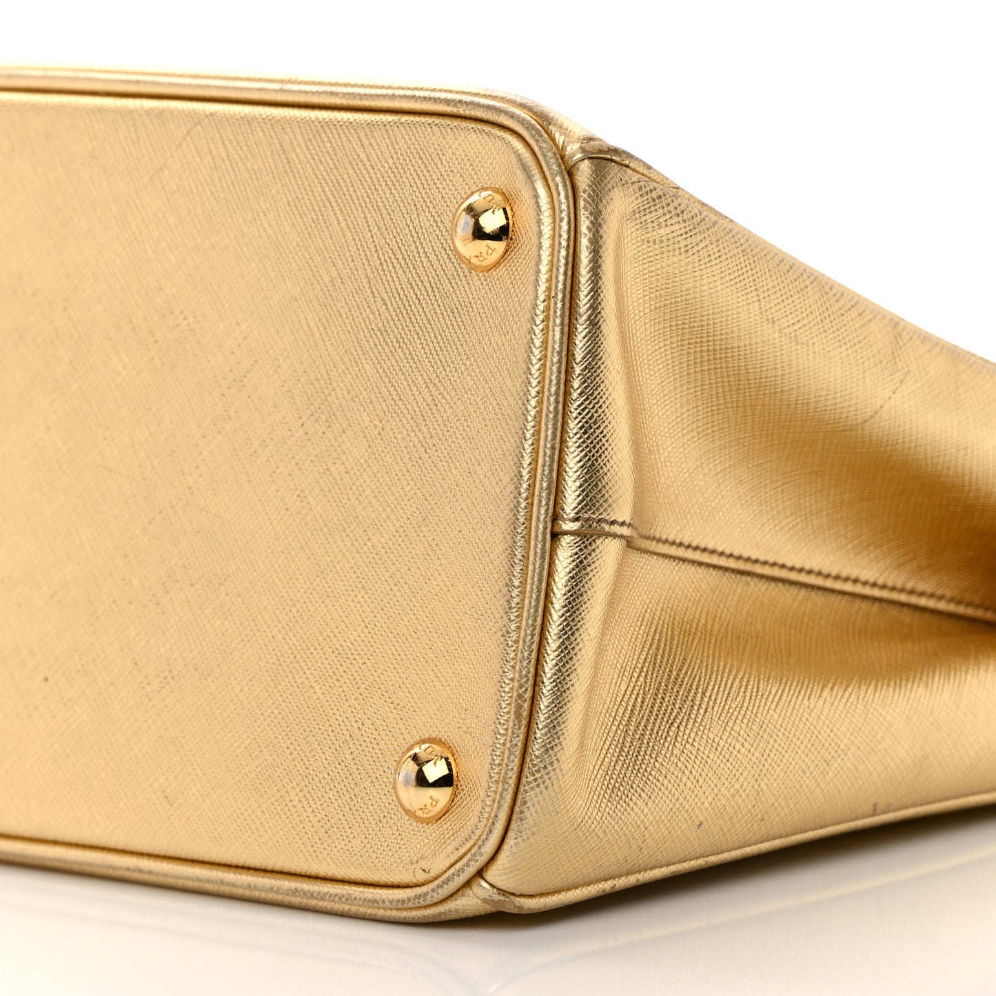 Metallic Saffiano Small Galleria Double Zip Tote Platino
