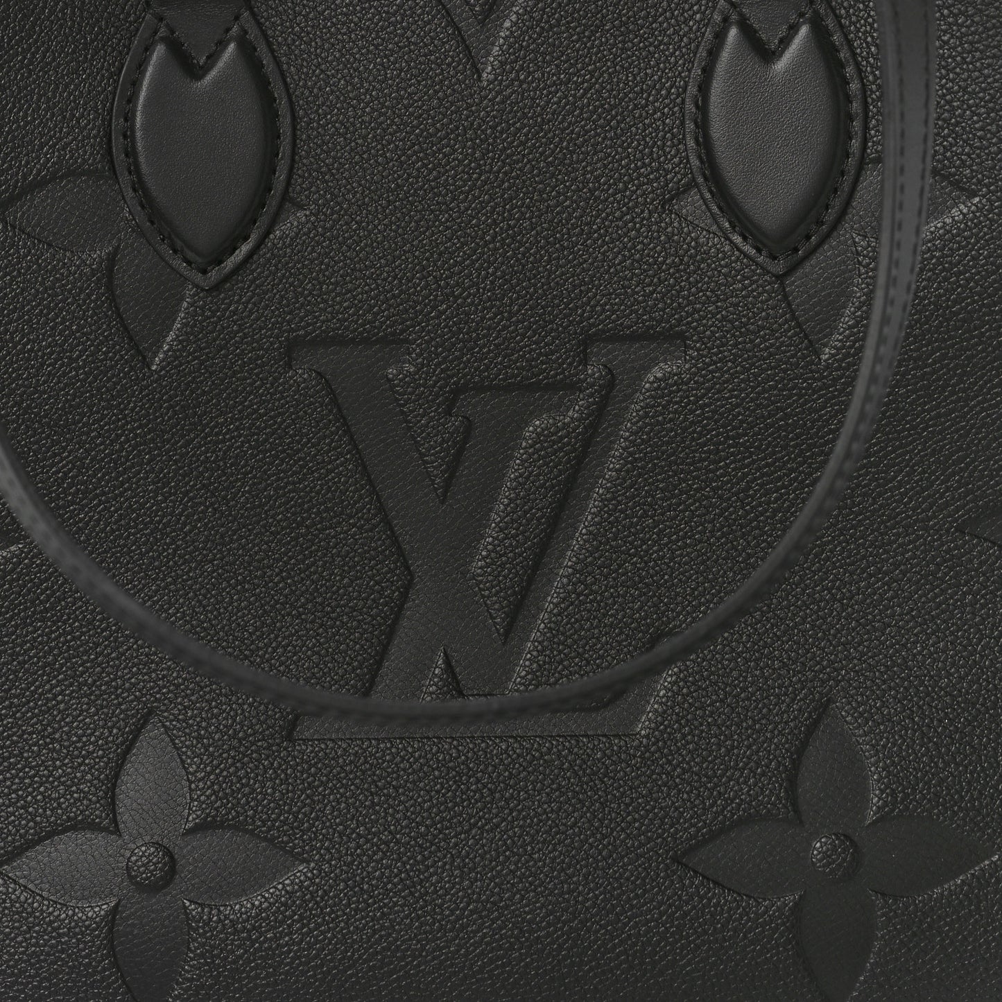 Empreinte Monogram Giant Onthego MM Black