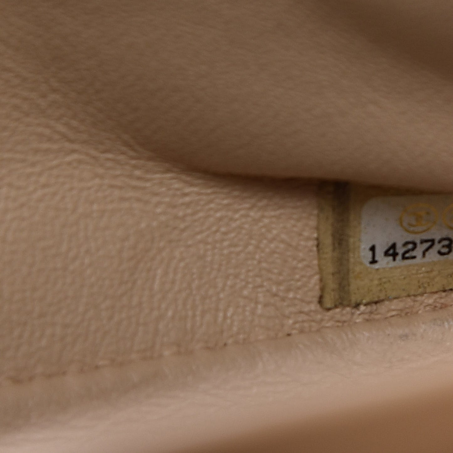 Caviar Quilted Jumbo Single Flap Beige Clair