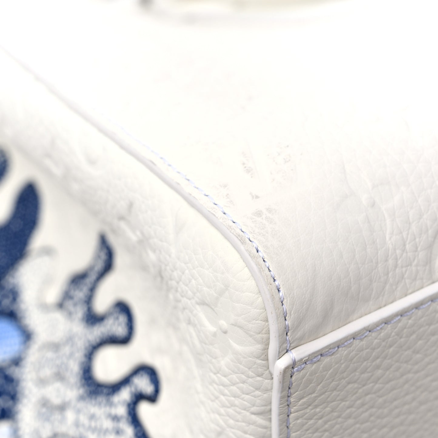 LV X YK Taurillon Sac Plat 24H White