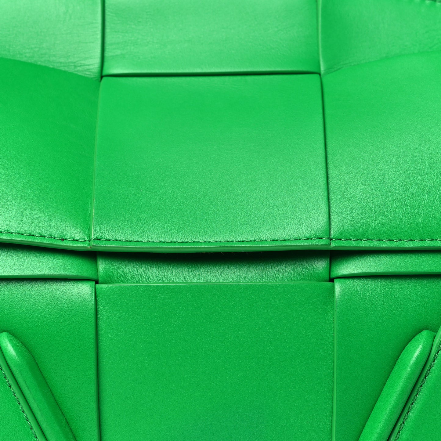 French Calfskin Maxi Intrecciato Small Arco Parakeet