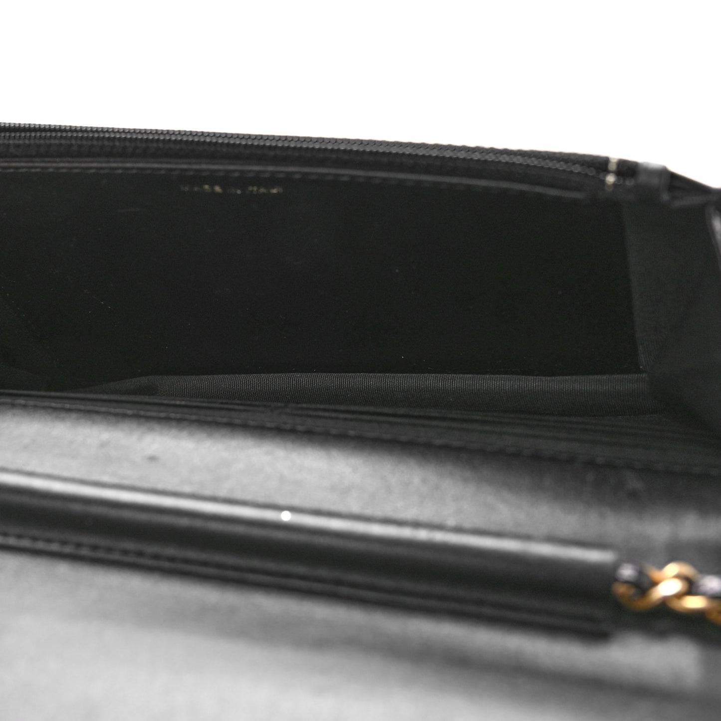 Caviar Chevron Quilted Boy Wallet On Chain WOC Black