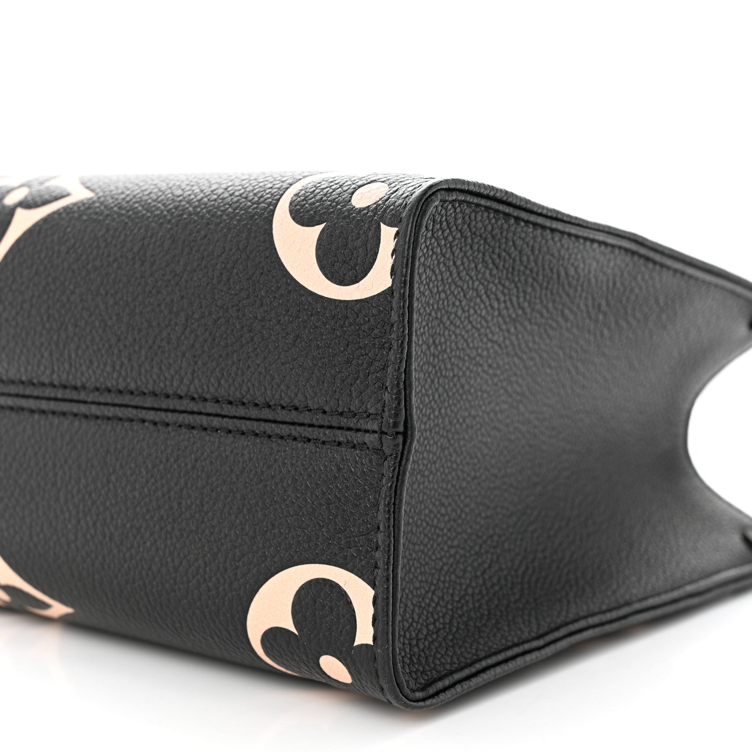 Louis Vuitton Empreinte Monogram Giant Onthego PM Black Beige 10 of 10