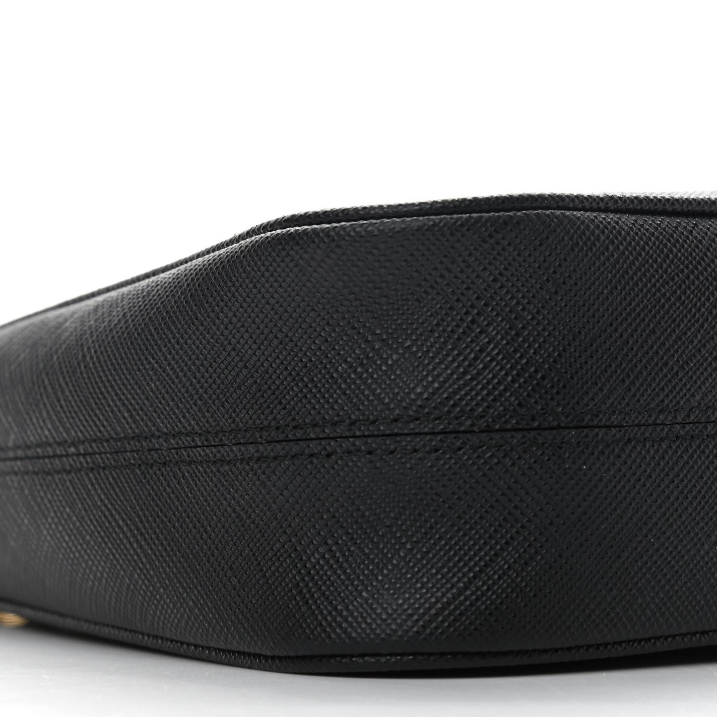 Saffiano Lux Re-Edition 2005 Shoulder Bag Black