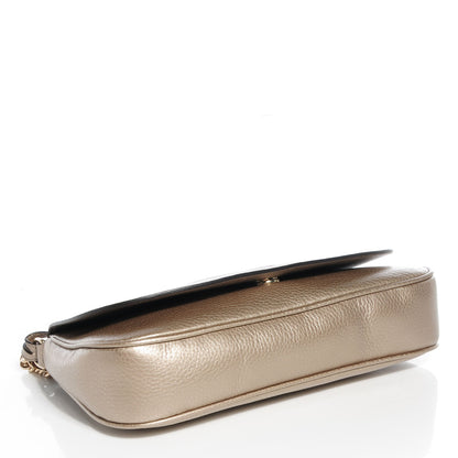 Gucci Metallic Pebbled Calfskin Medium Soho Flap Crossbody Golden Beige 4 of 9
