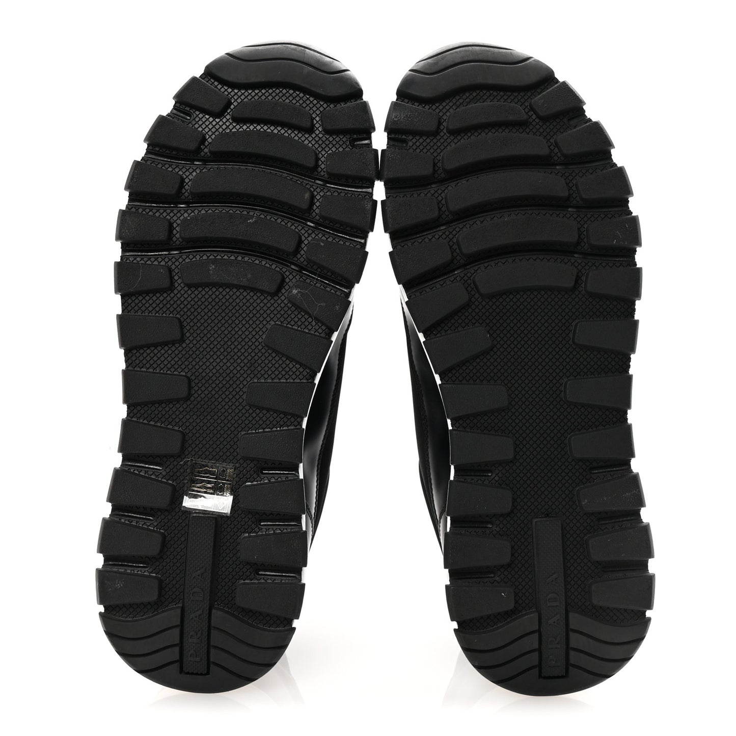 Re-Nylon Piuma Metal Triangle Logo Quilted 45mm Sneakers 39.5 Black