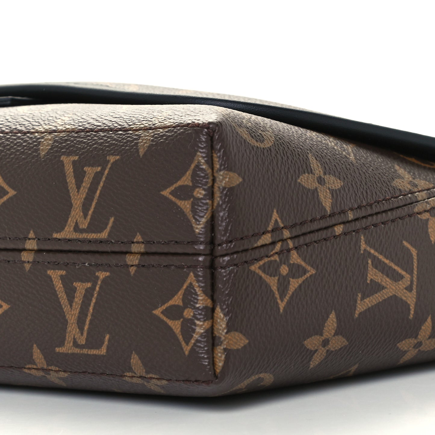 Monogram Macassar Magnetic Messenger